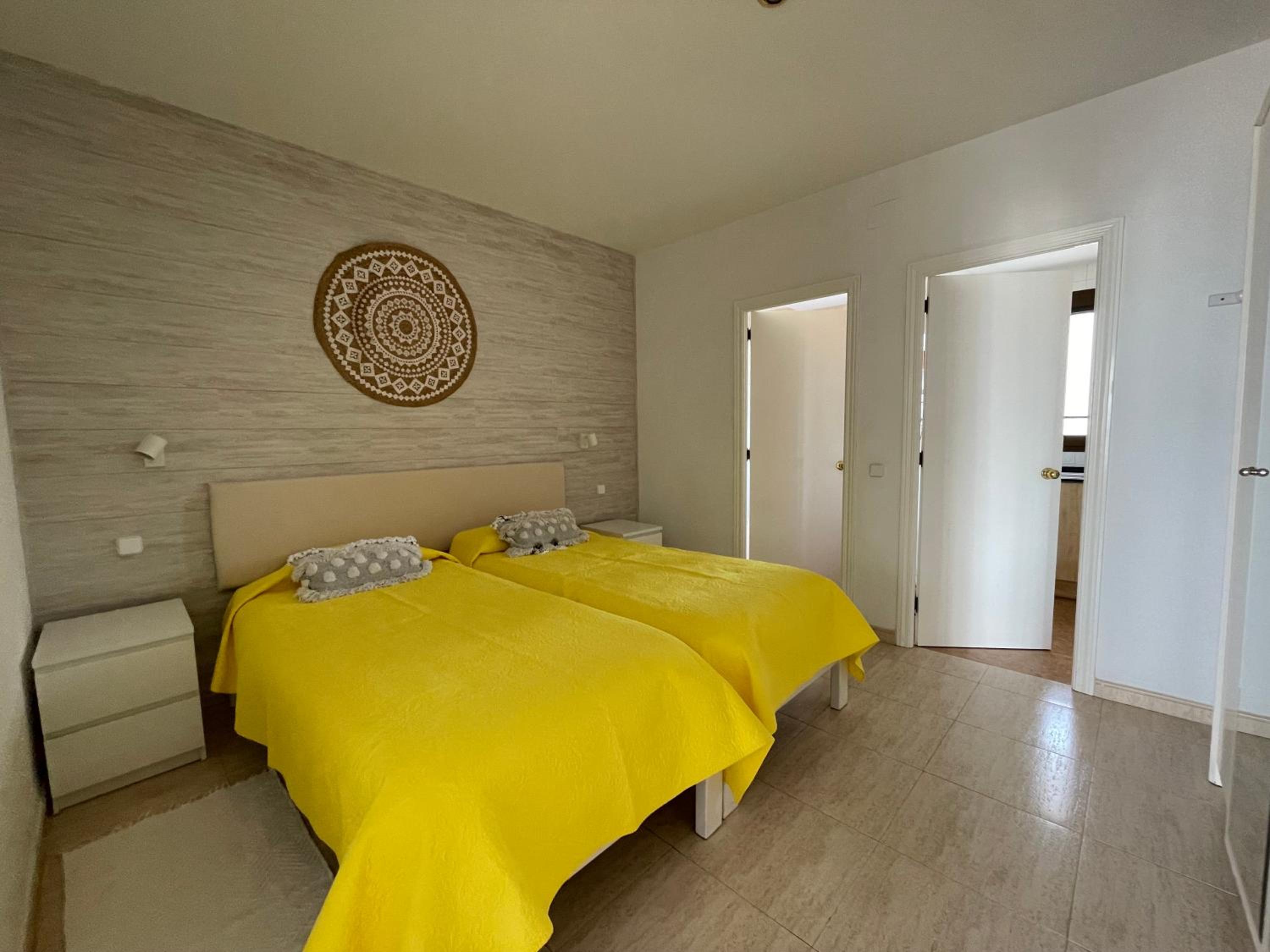 Apartamento de una habitación con terraza y vista al mar (2 adultos + 2 niños)