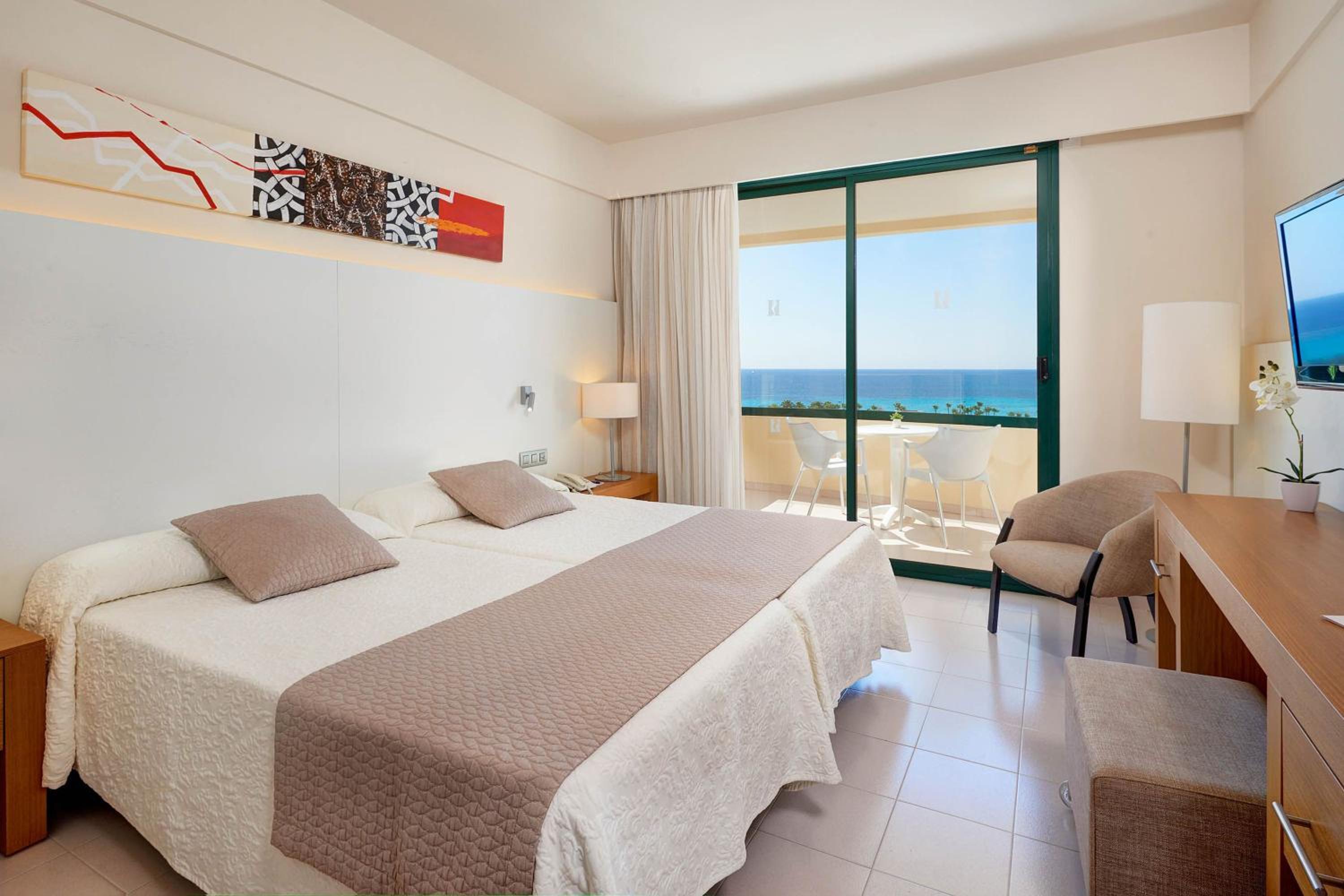 Habitación Doble con Vista al Mar Frontal