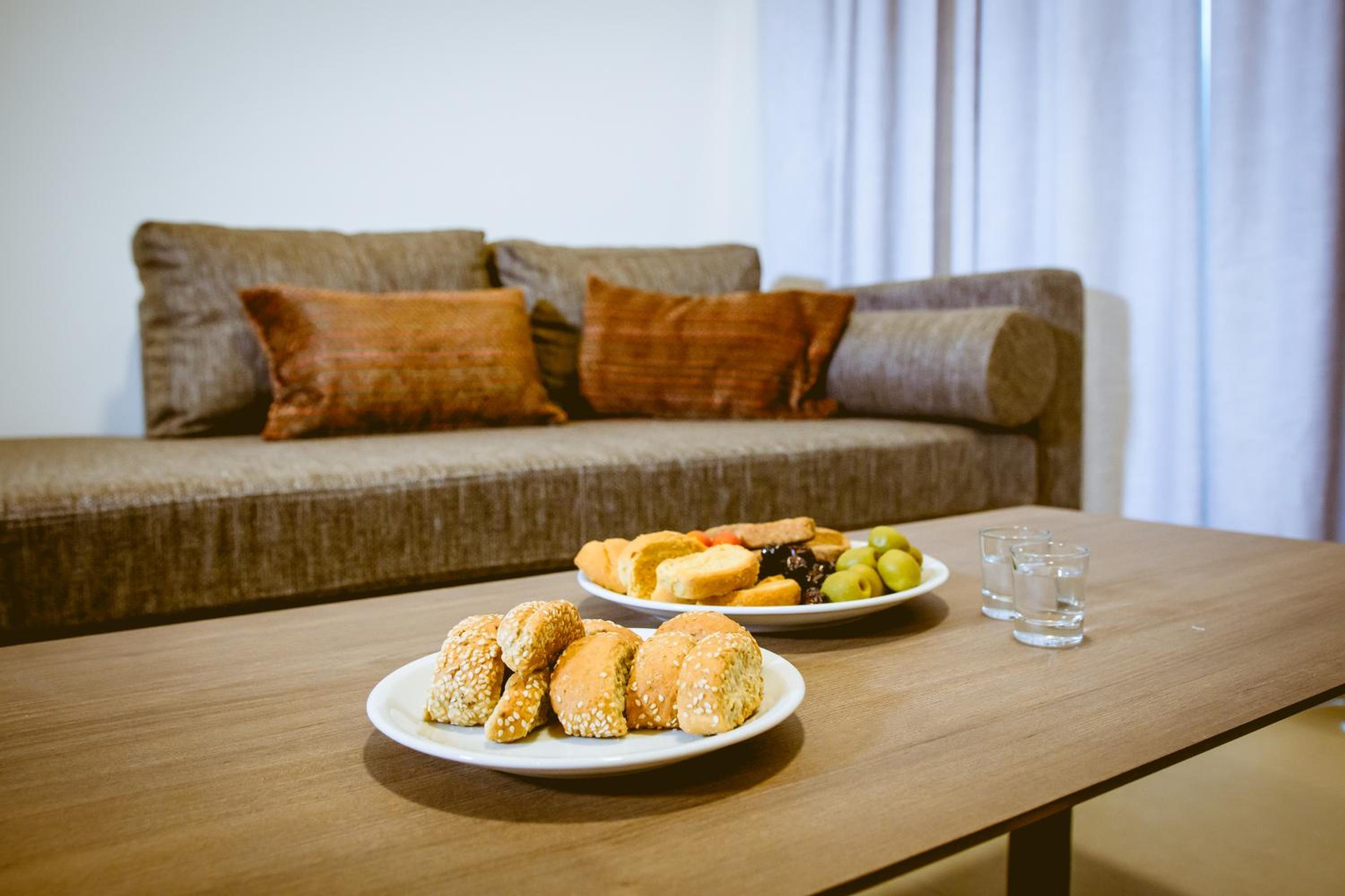 Deluxe King Suite