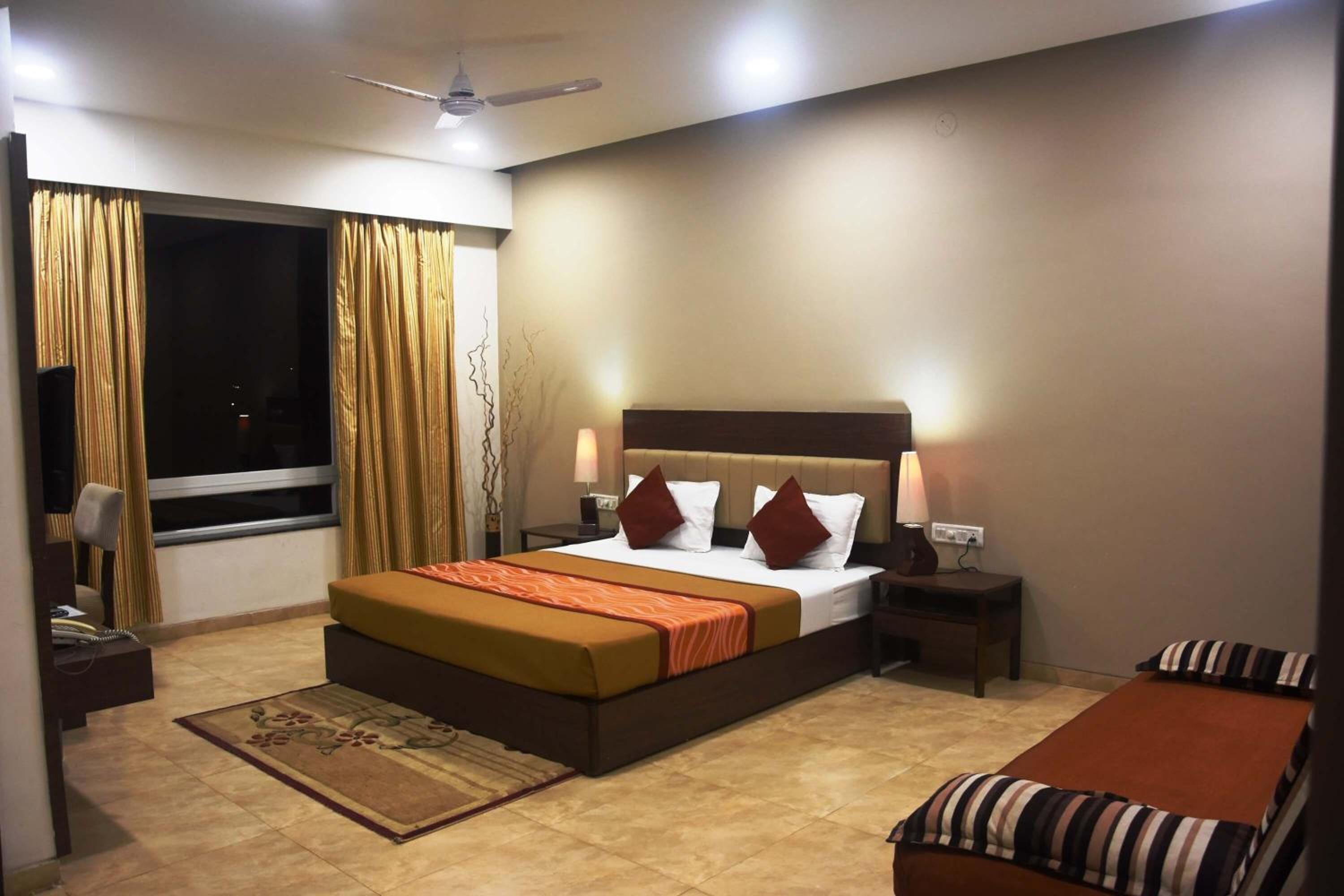 Executive Double Room - Photo 3