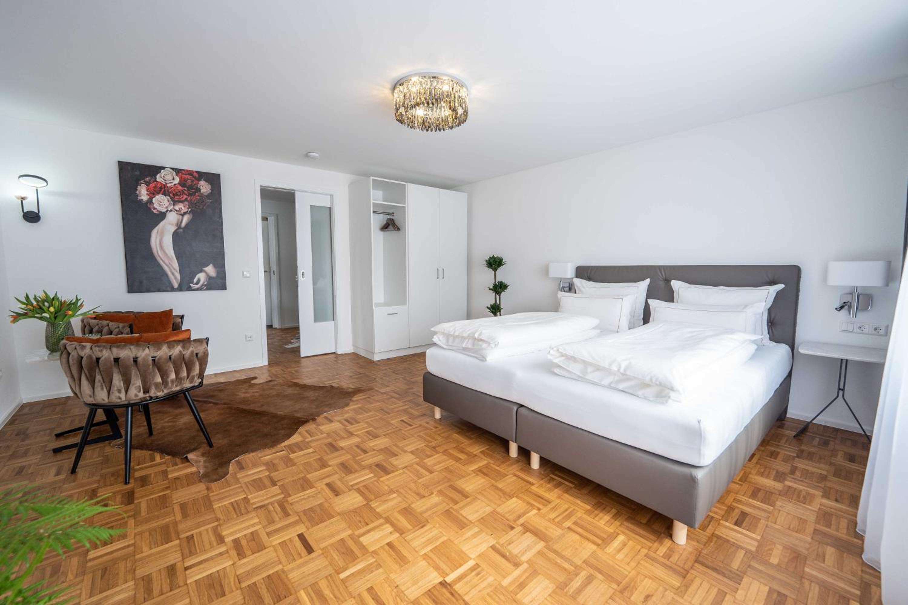 Two-Bedroom Apartment - Photo 1