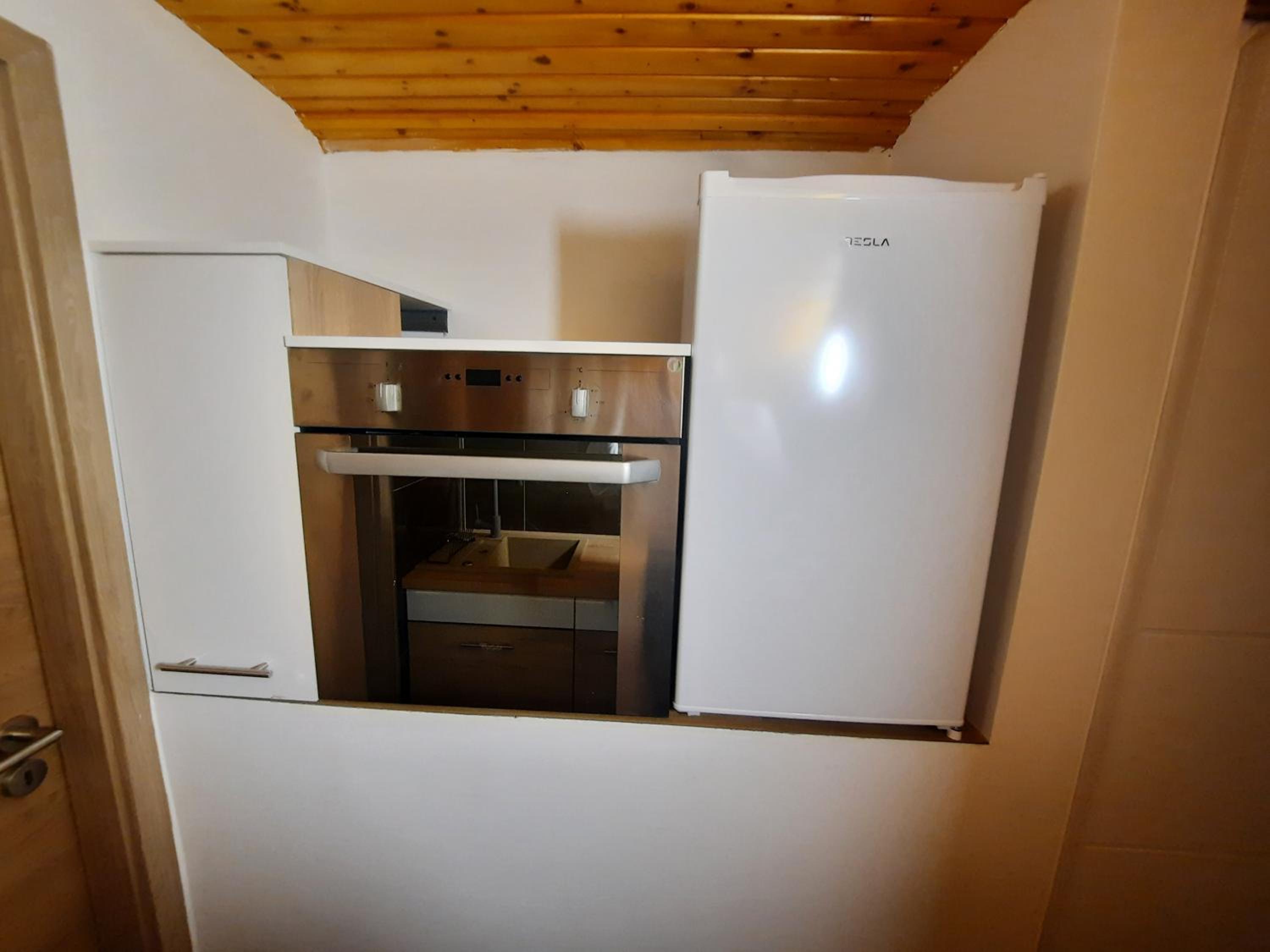 Family Room - Photo 4