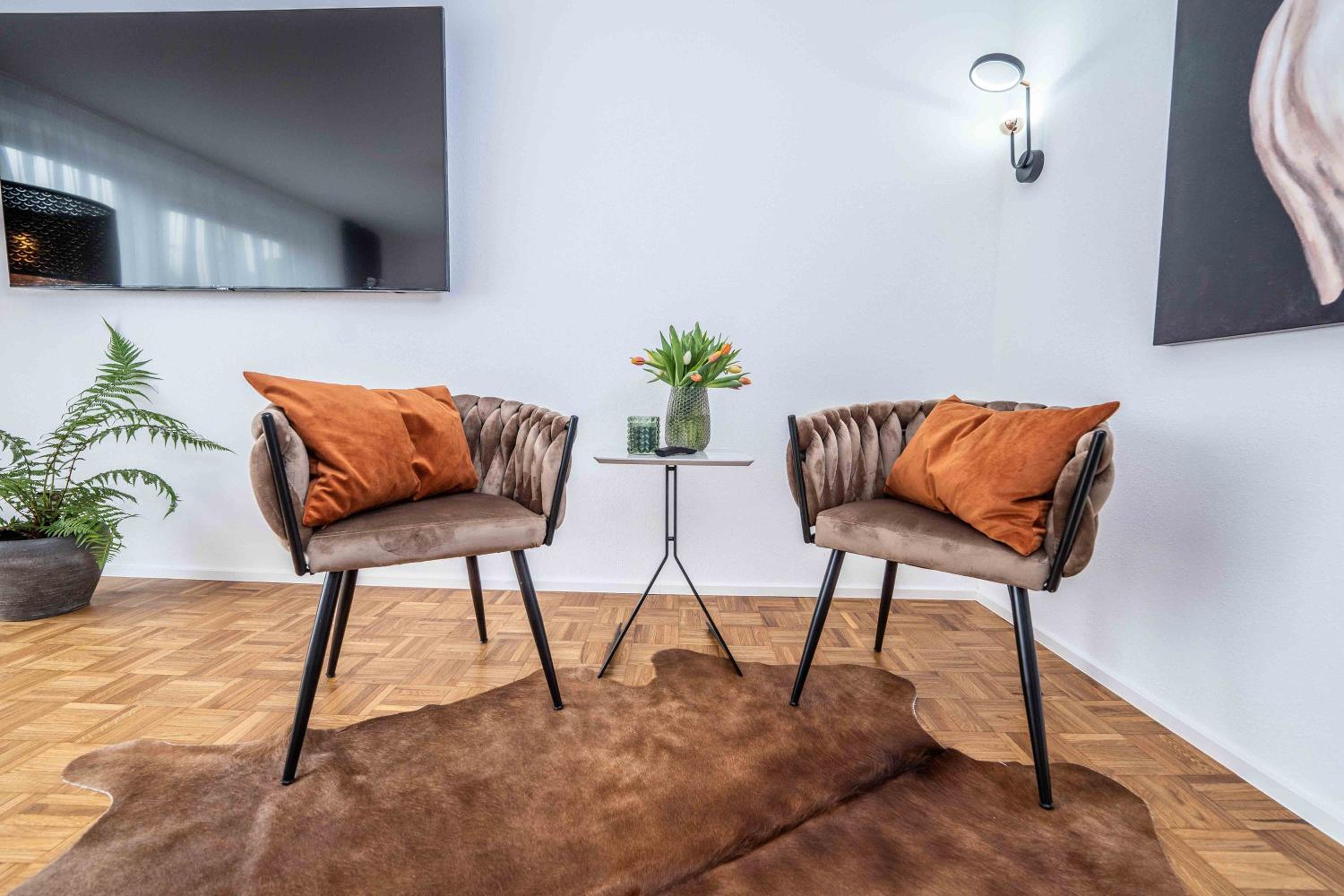 Two-Bedroom Apartment - Photo 4