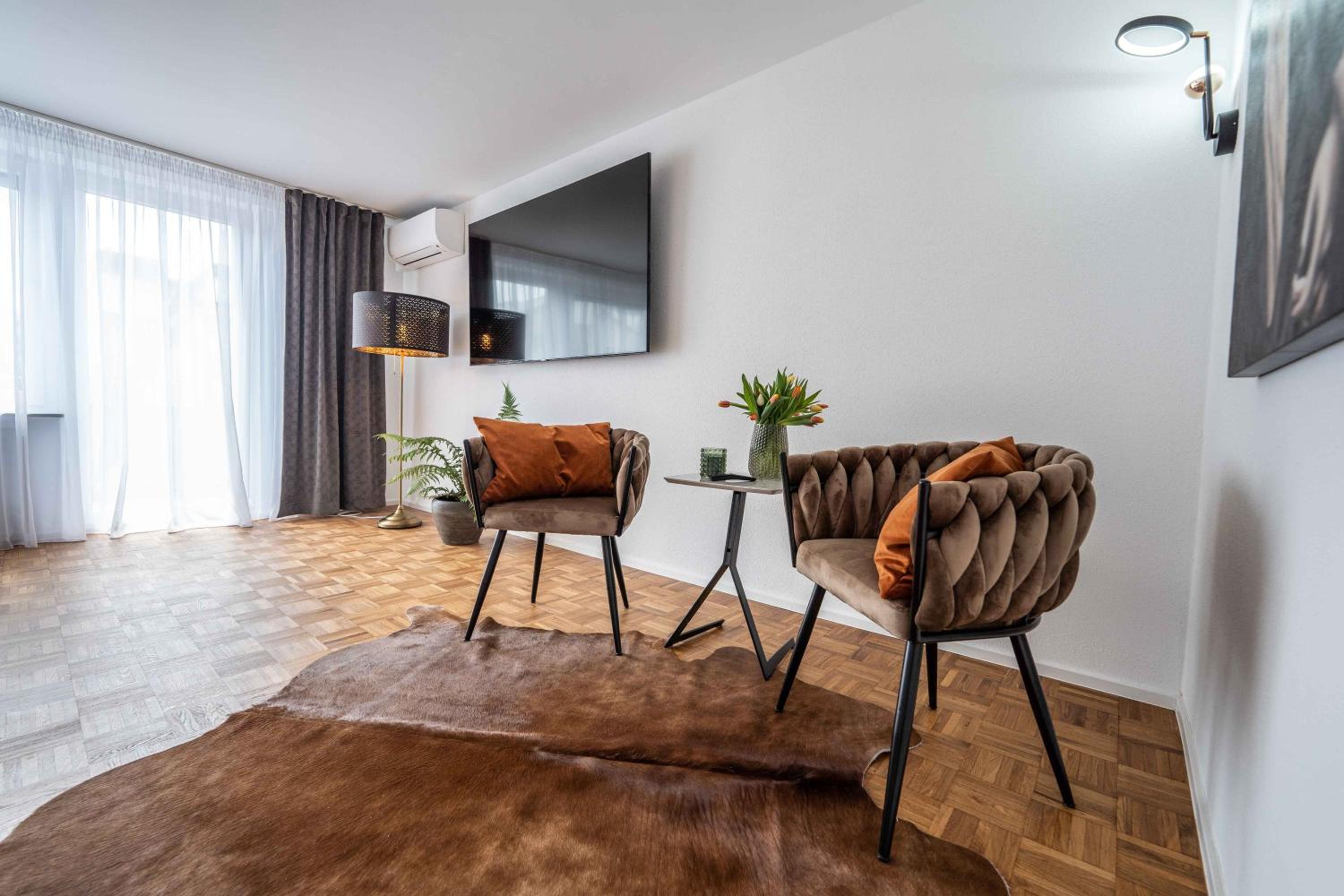 Two-Bedroom Apartment - Photo 28