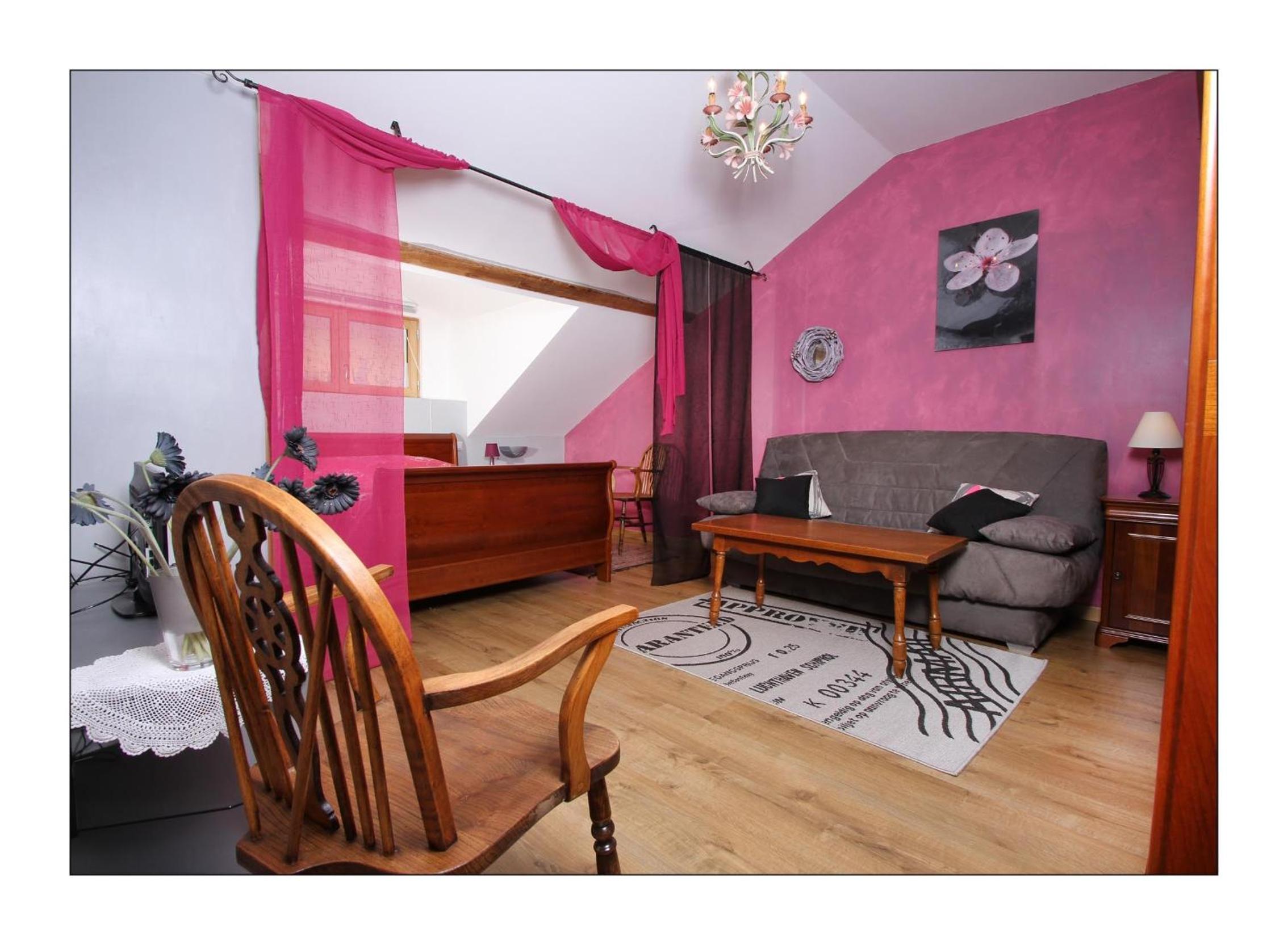 Double Room - Photo 6