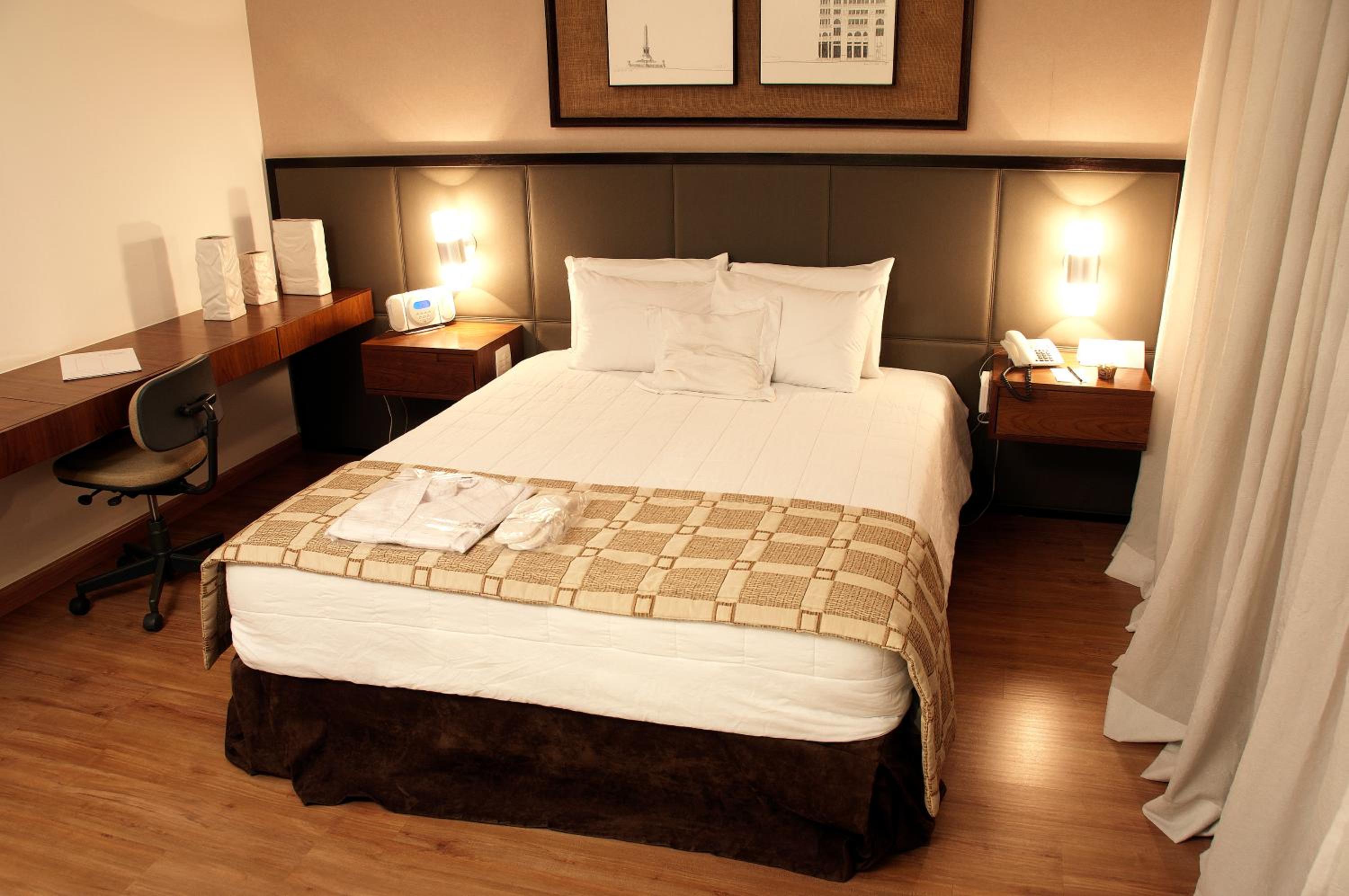 Deluxe Suite photo 2