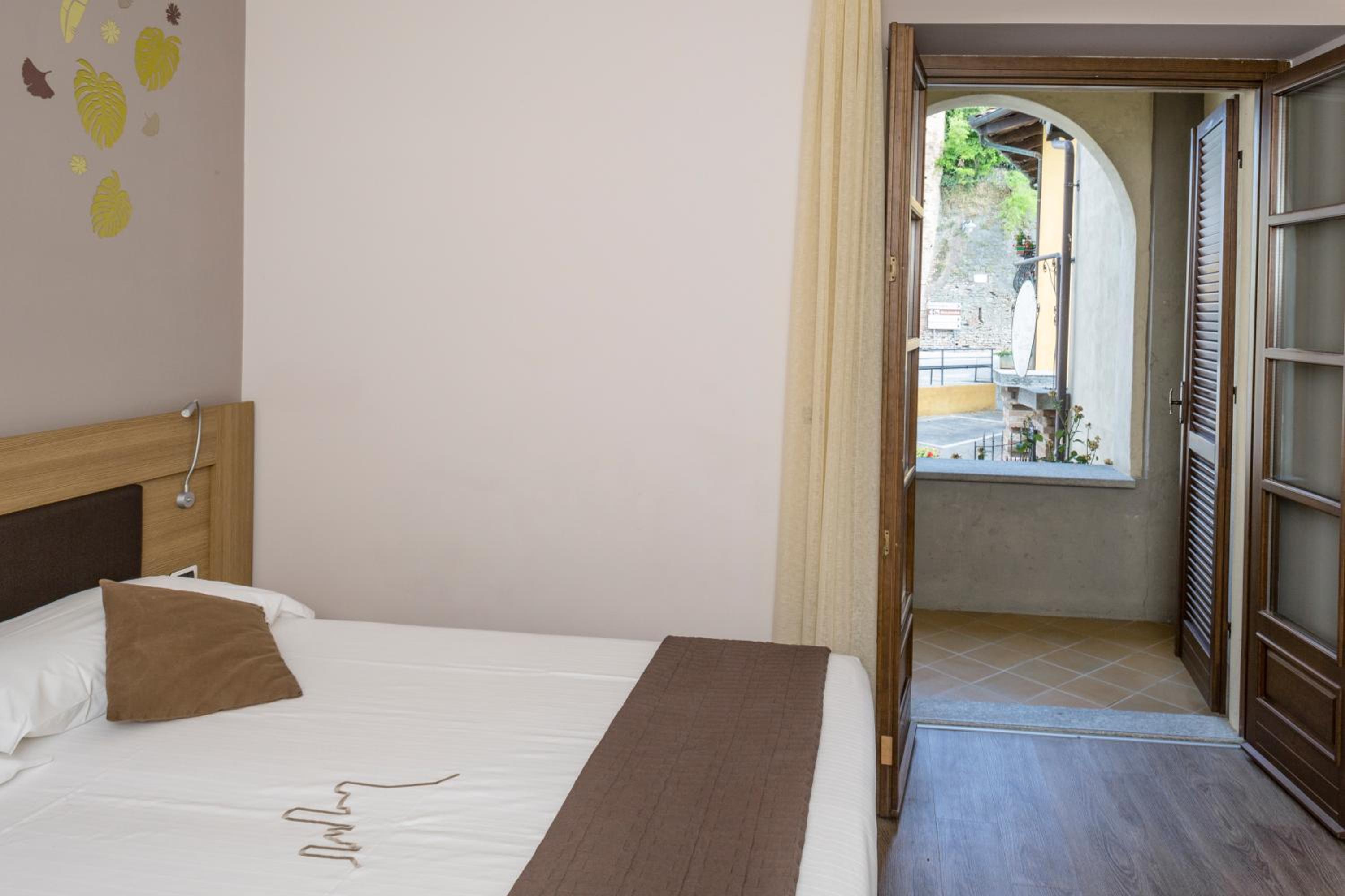 Suite with City View photo 2