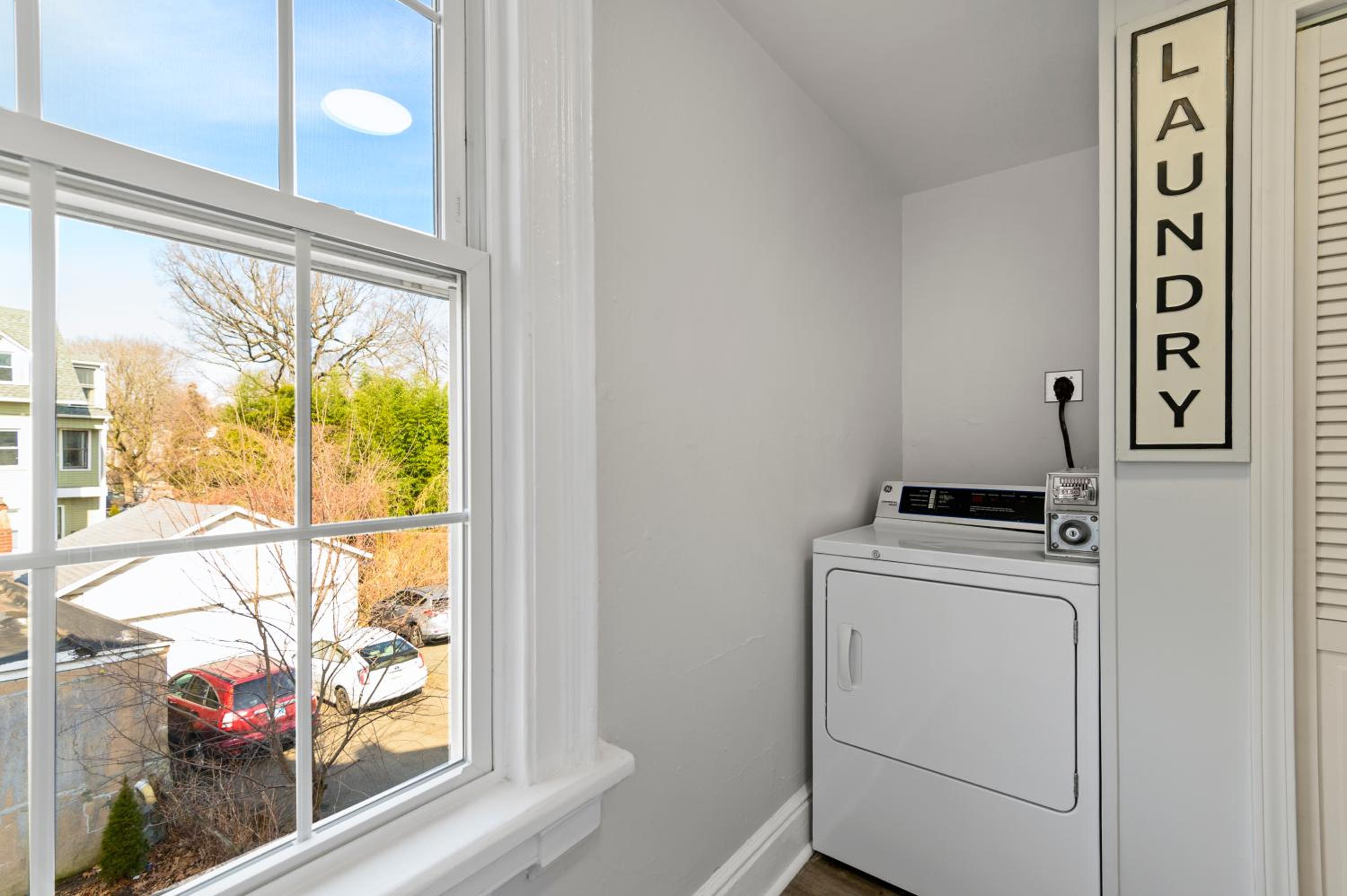 Three-Bedroom Apartment - Photo 11
