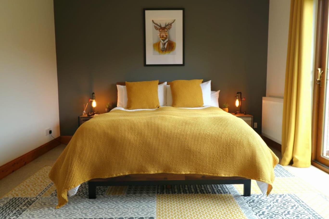 Deluxe King Room photo 2