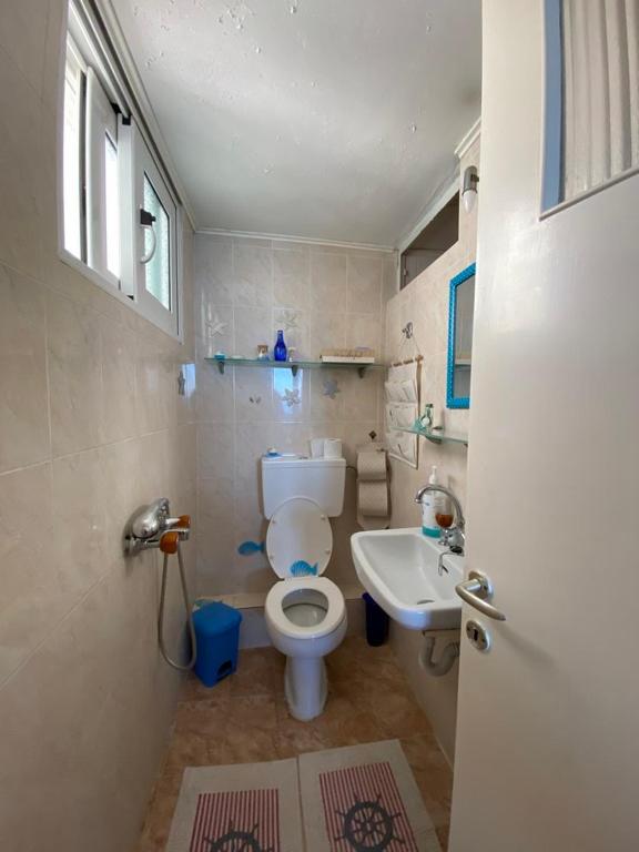 Two-Bedroom Apartment - Photo 6