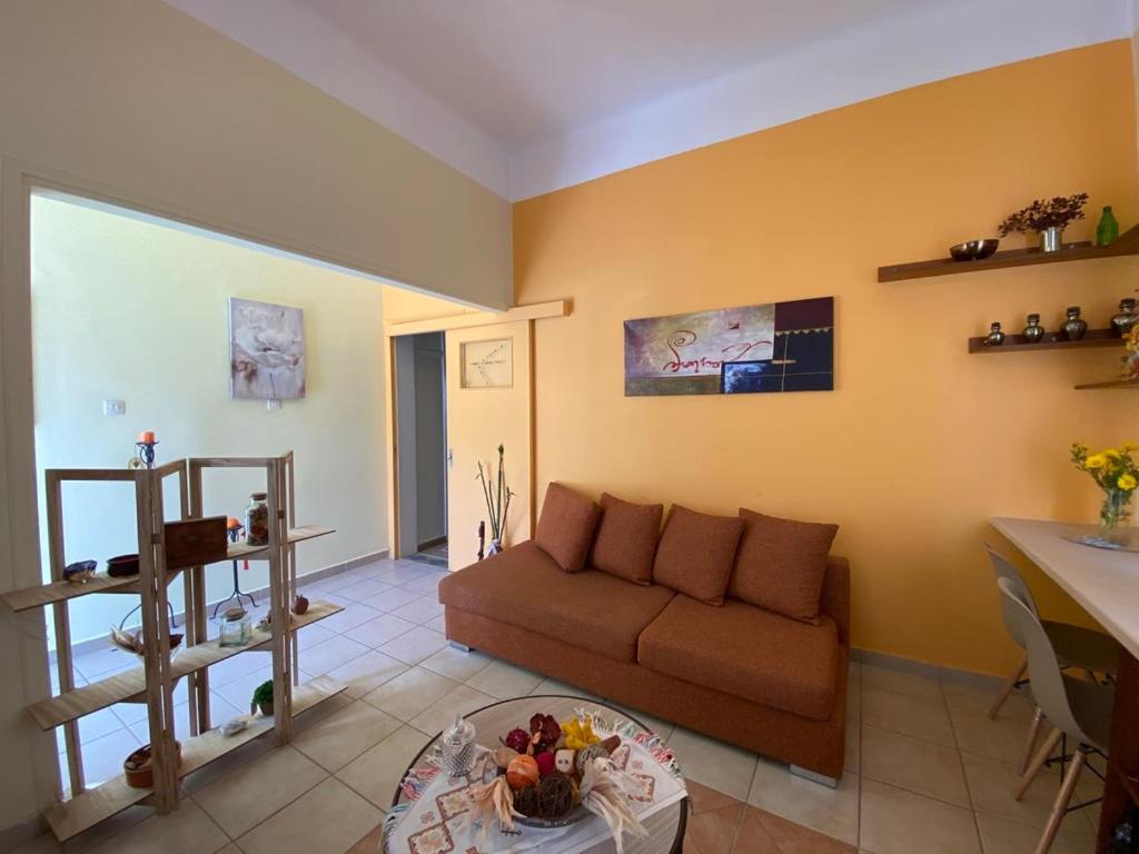 Two-Bedroom Apartment - Photo 19