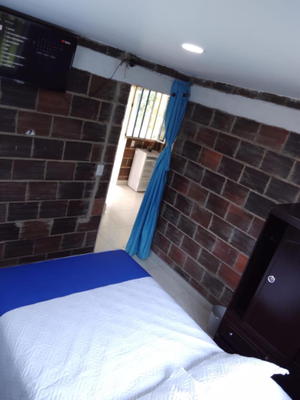 Deluxe Family Room photo 1