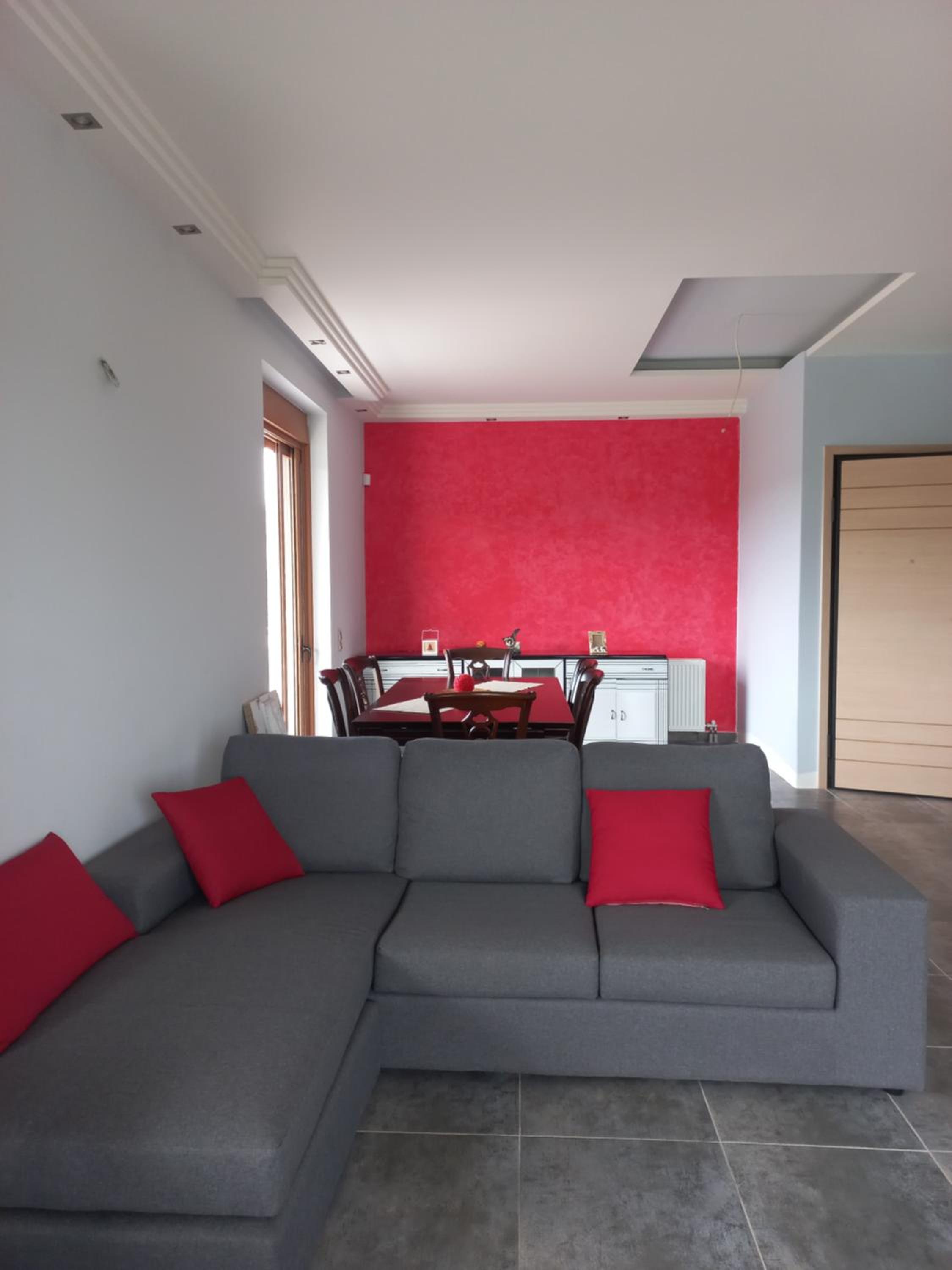 Two-Bedroom Apartment - Photo 3