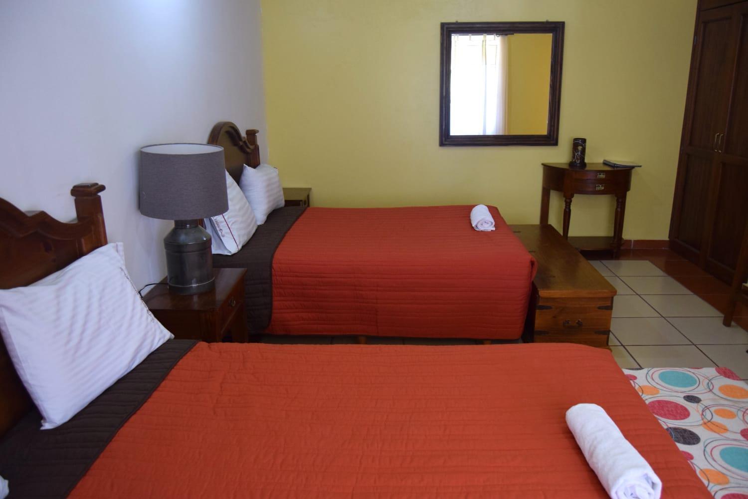 Twin Room - Photo 1