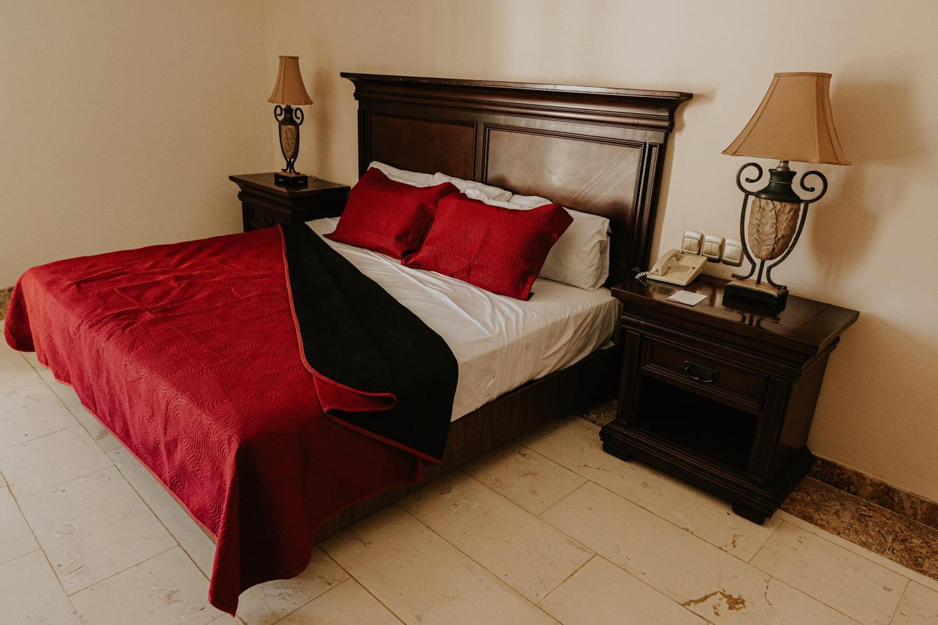 Master Suite - Photo 13