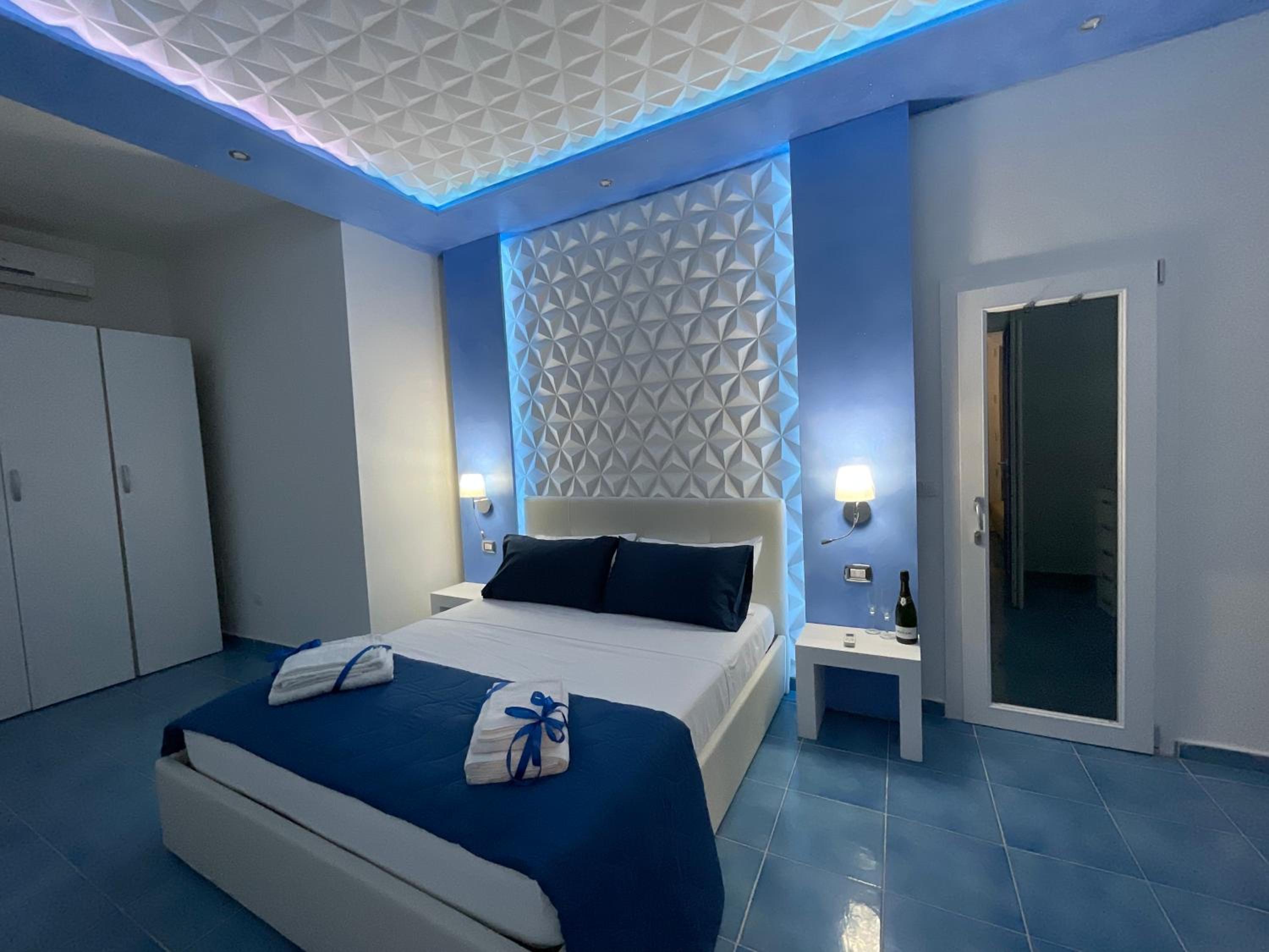 Family Room with Sea View photo 2