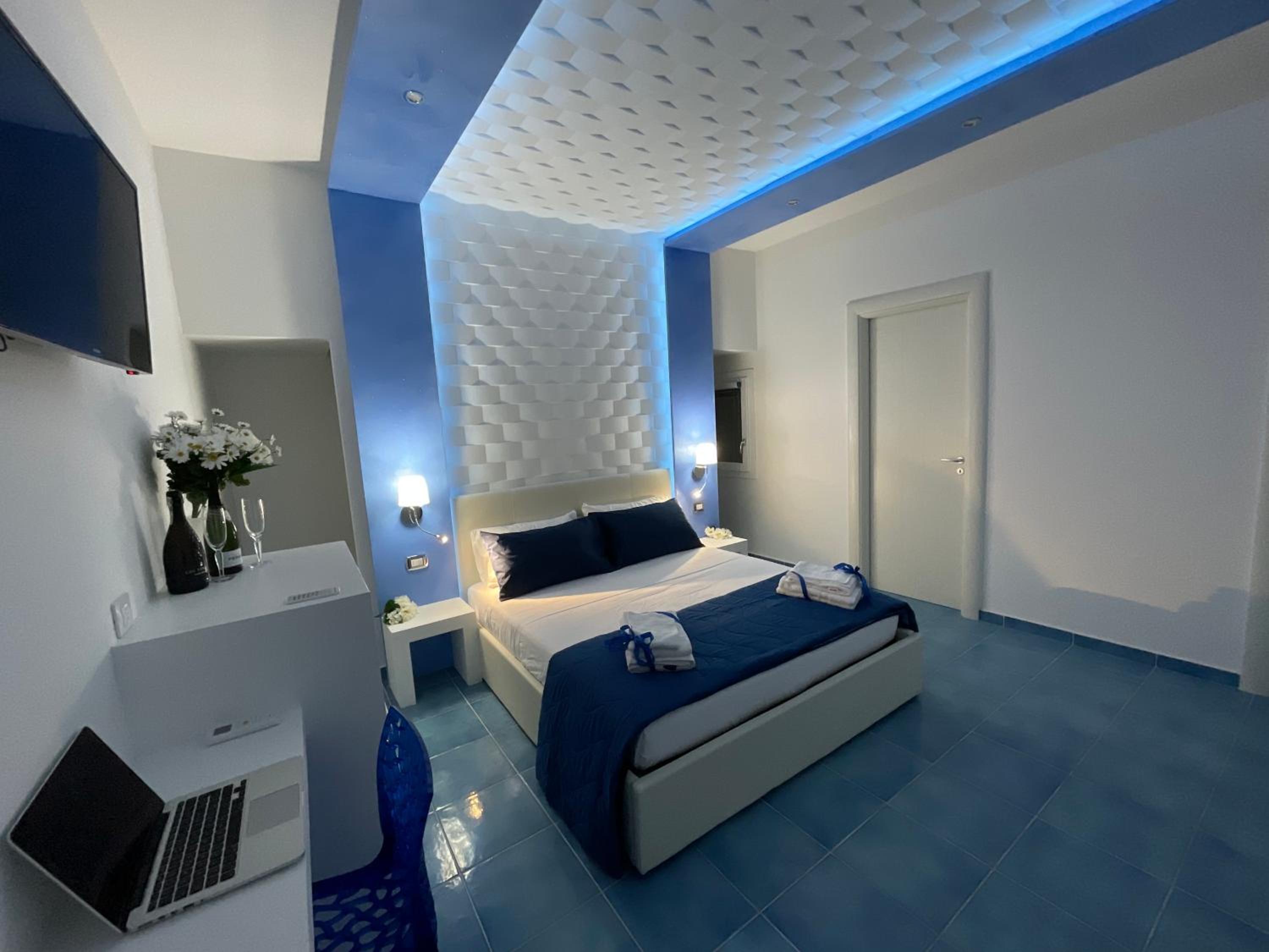 King Room with Sea View photo 2