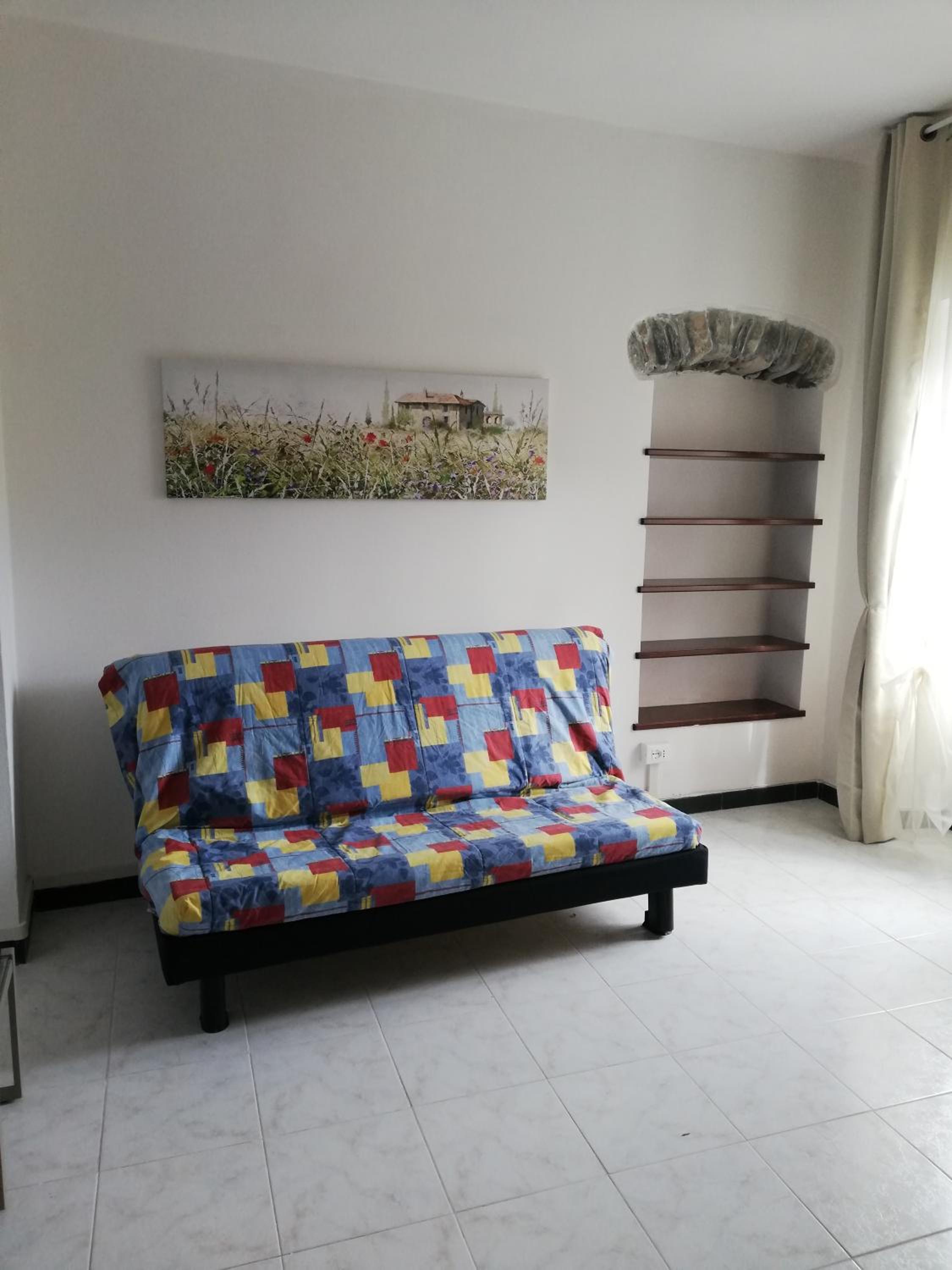 Studio Apartment - Photo 19