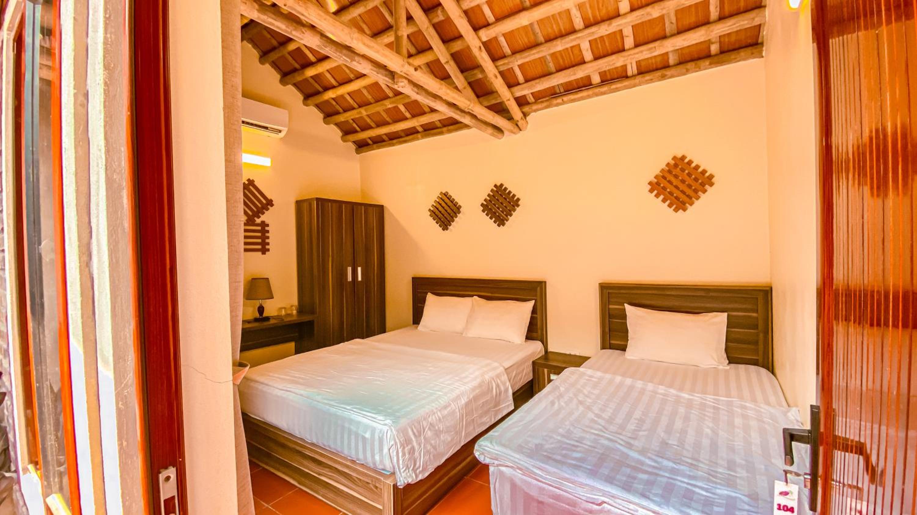 Triple Room with Terrace photo 1
