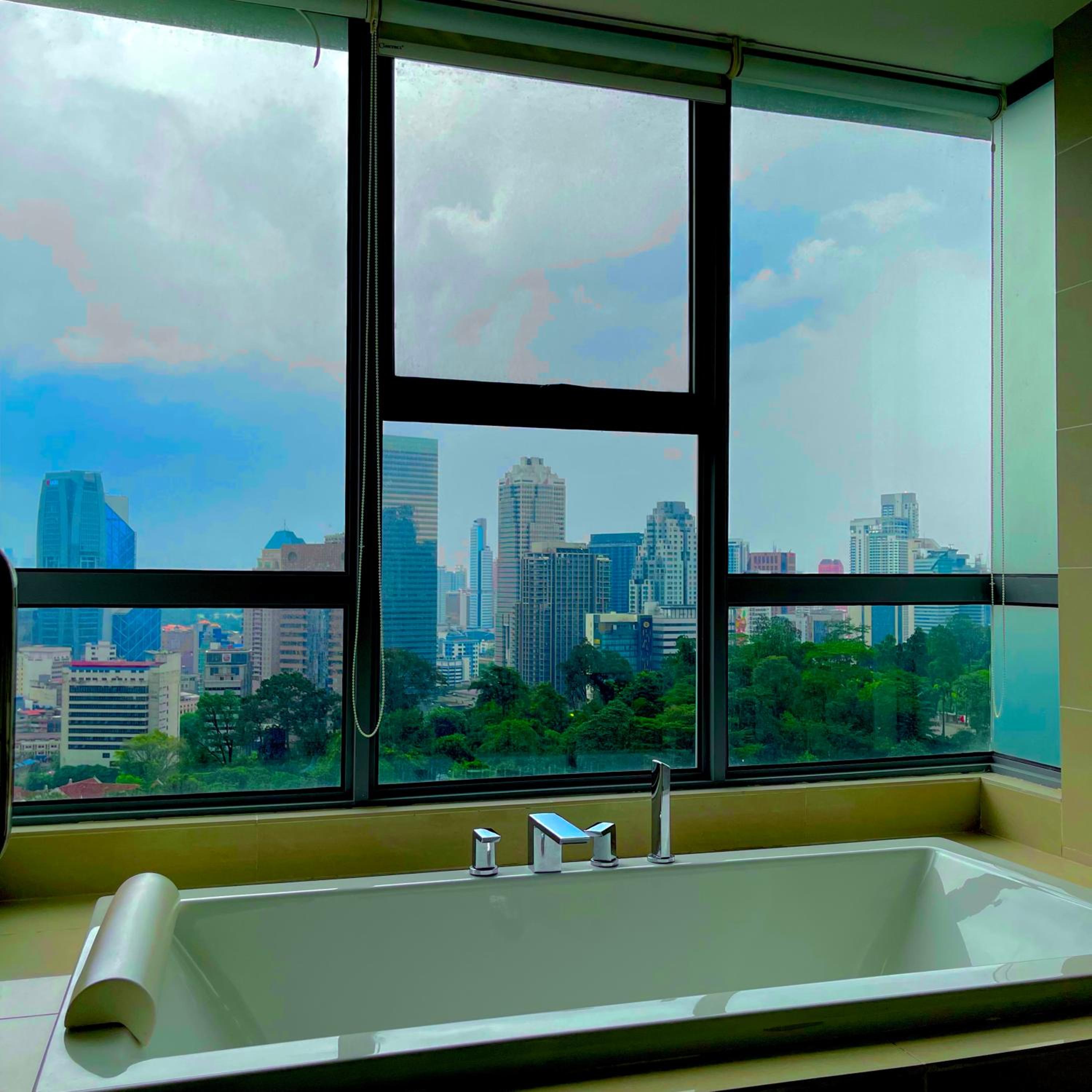 Three-Bedroom Apartment with Balcony