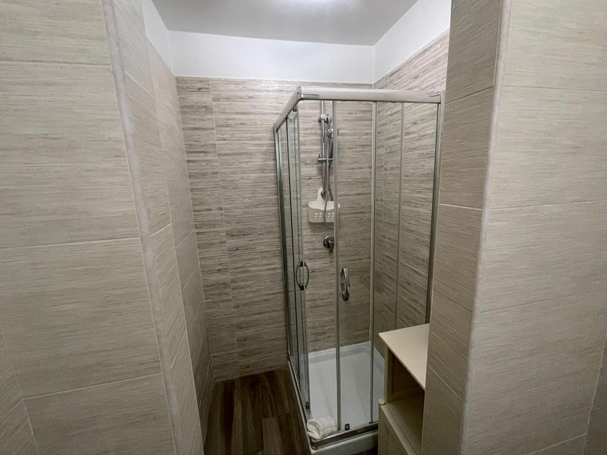 Two-Bedroom Apartment - Photo 6