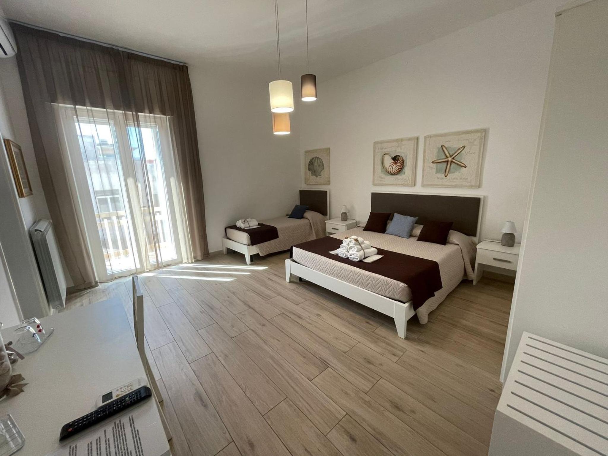 Luxury Triple Room - Photo 1