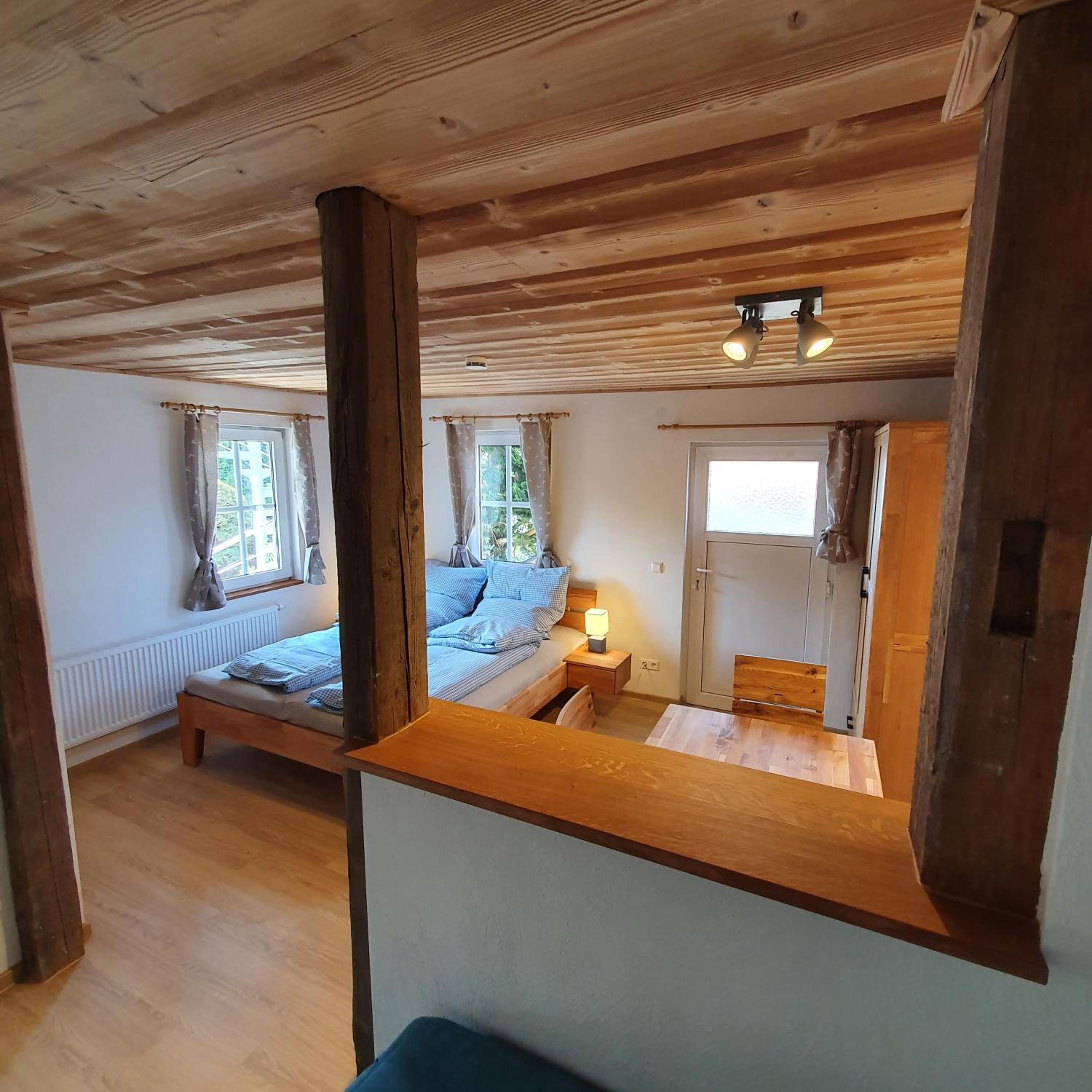 One-Bedroom Apartment - Photo 9