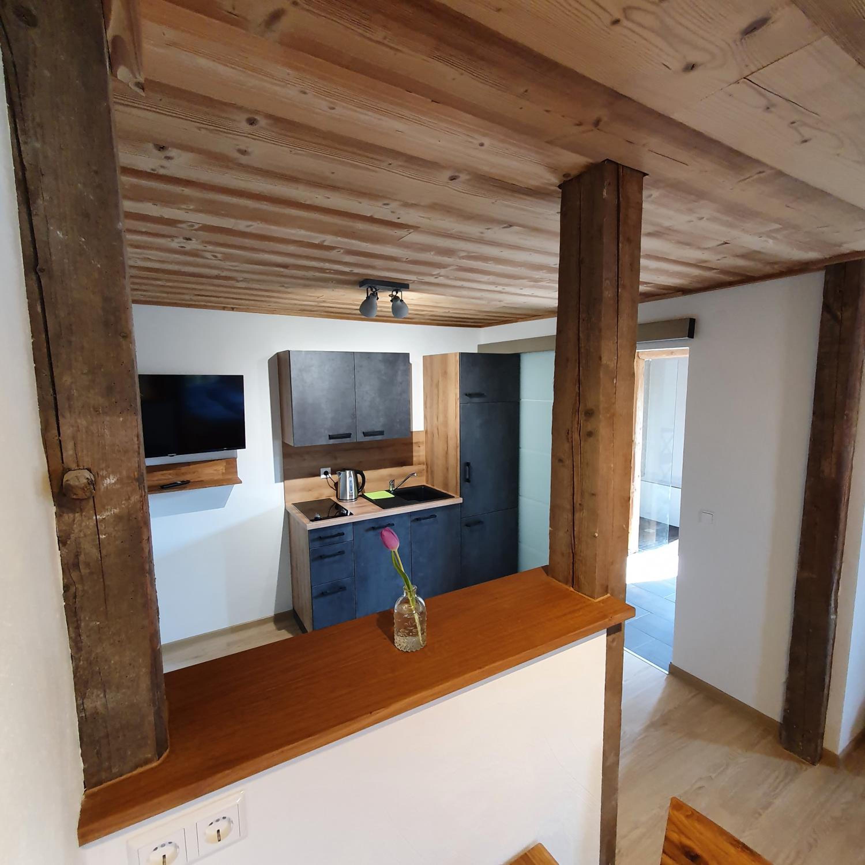 One-Bedroom Apartment - Photo 16