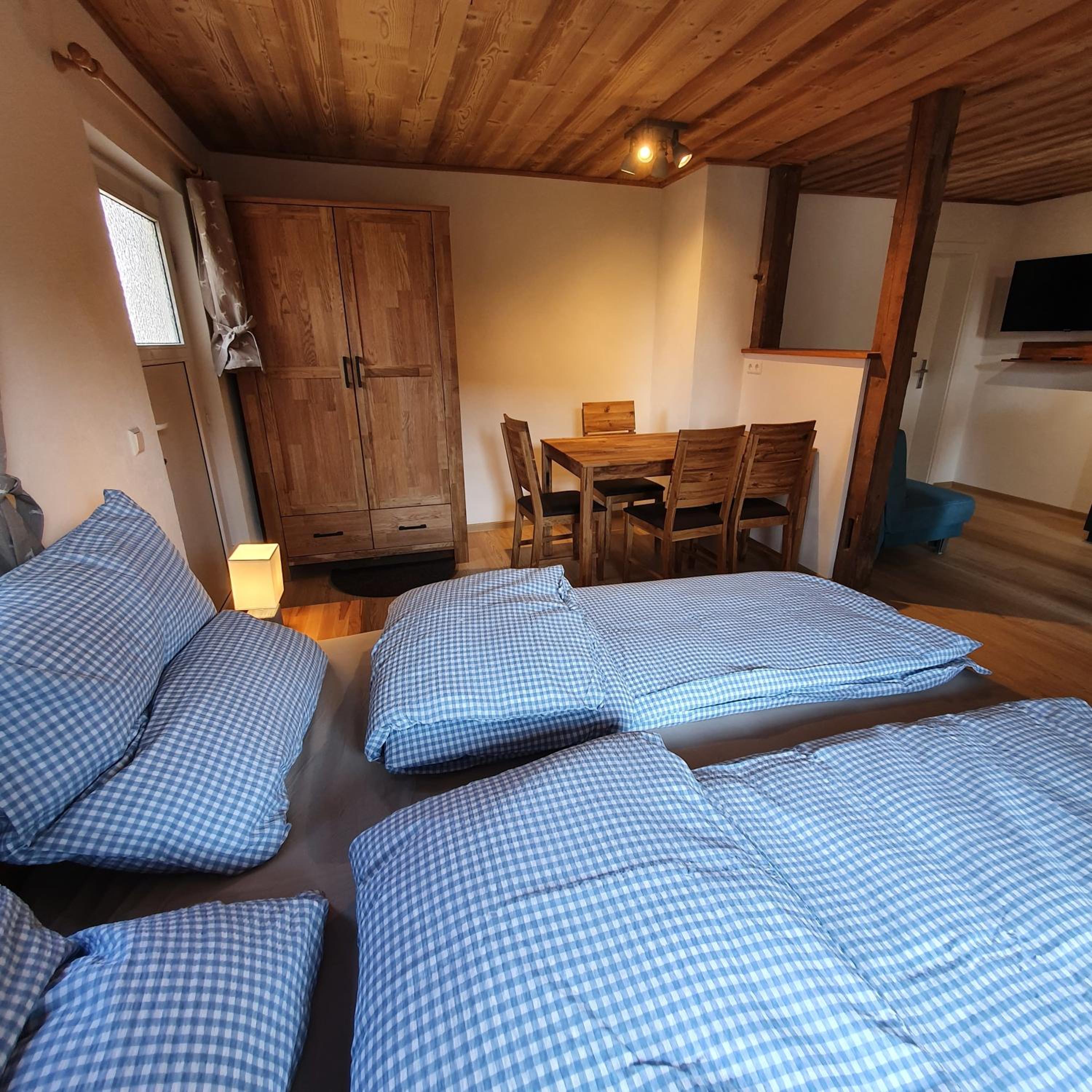 One-Bedroom Apartment - Photo 17