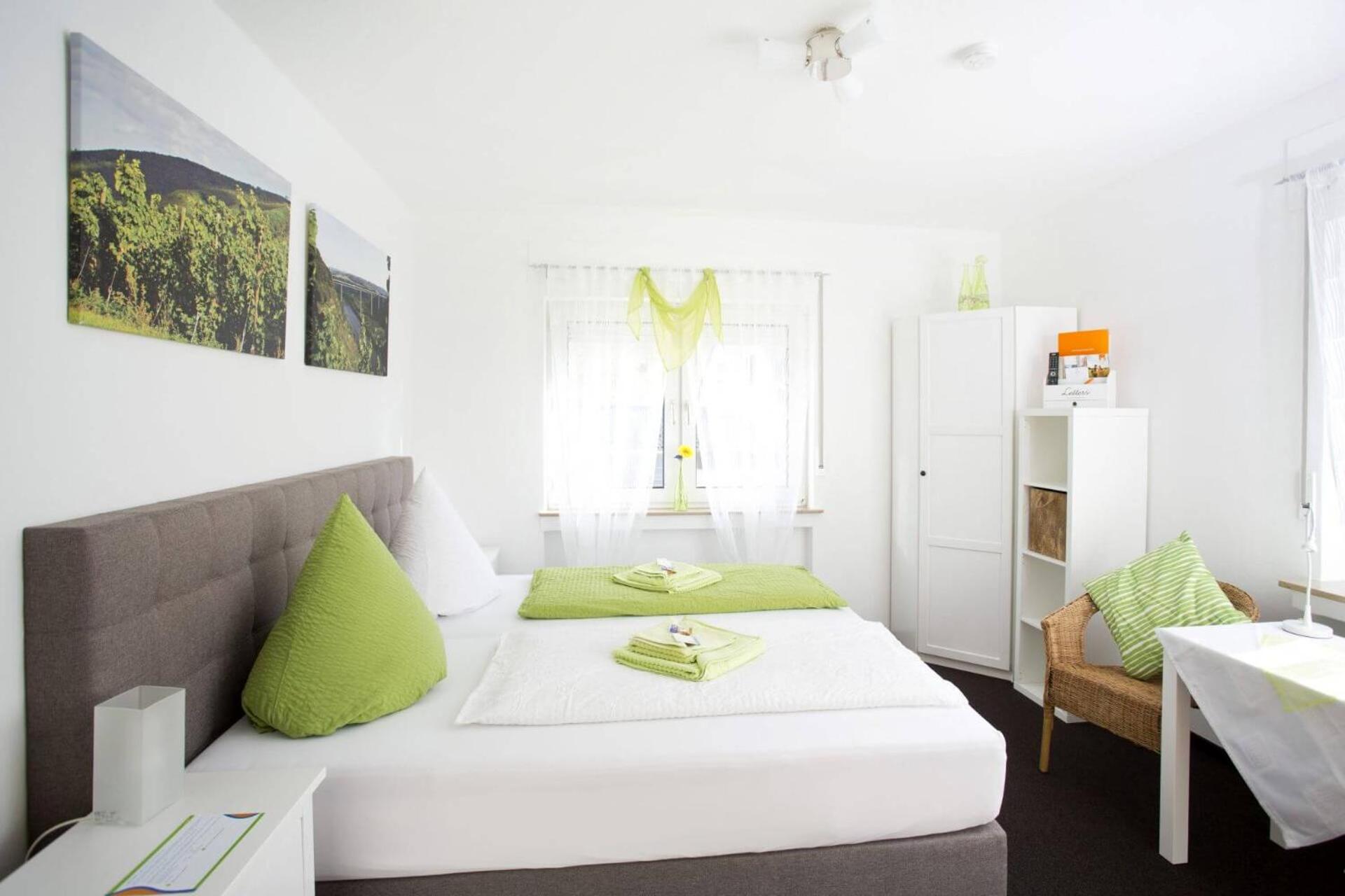 Double Room - Photo 37