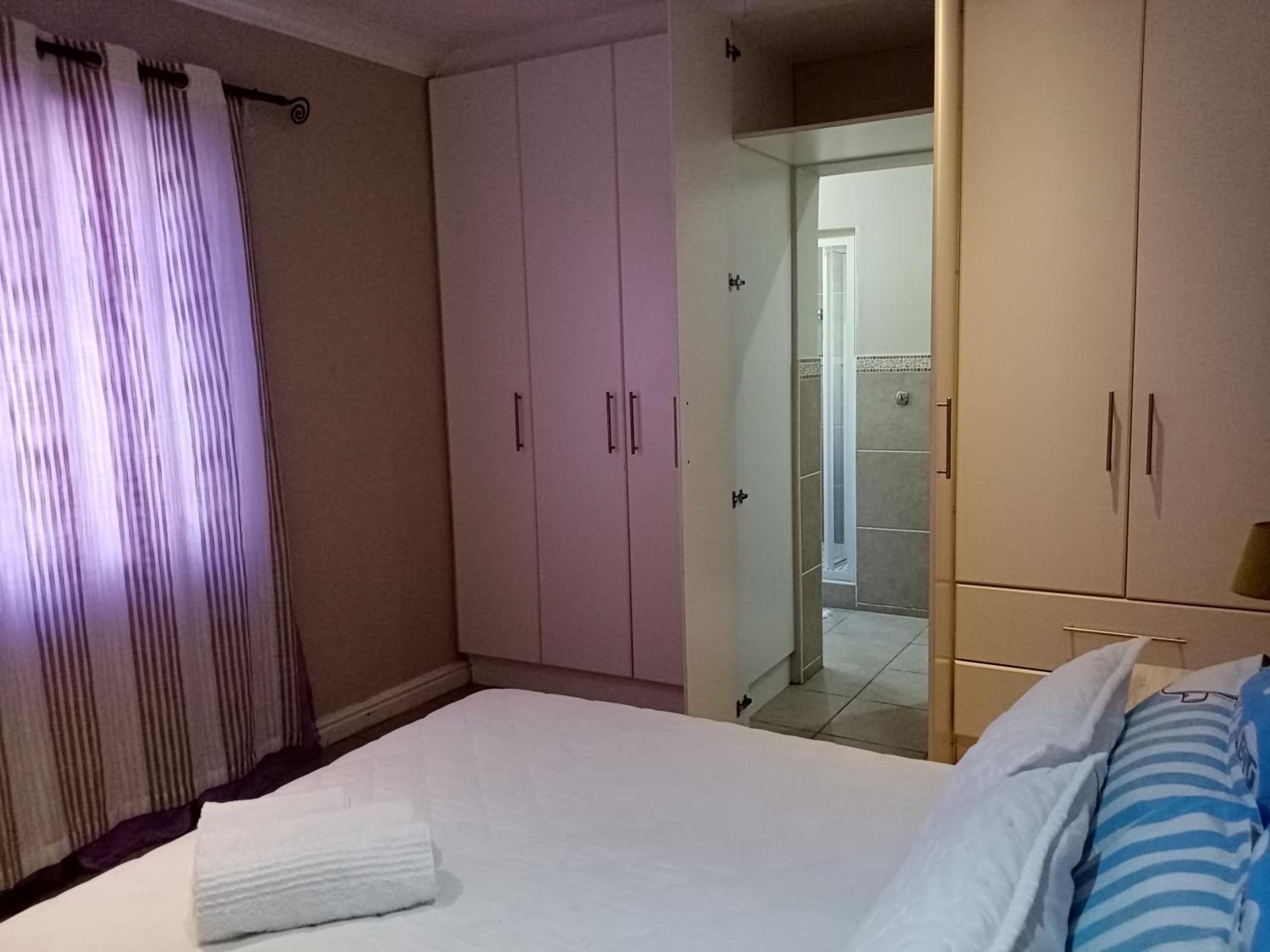 Family Double Room - Photo 4