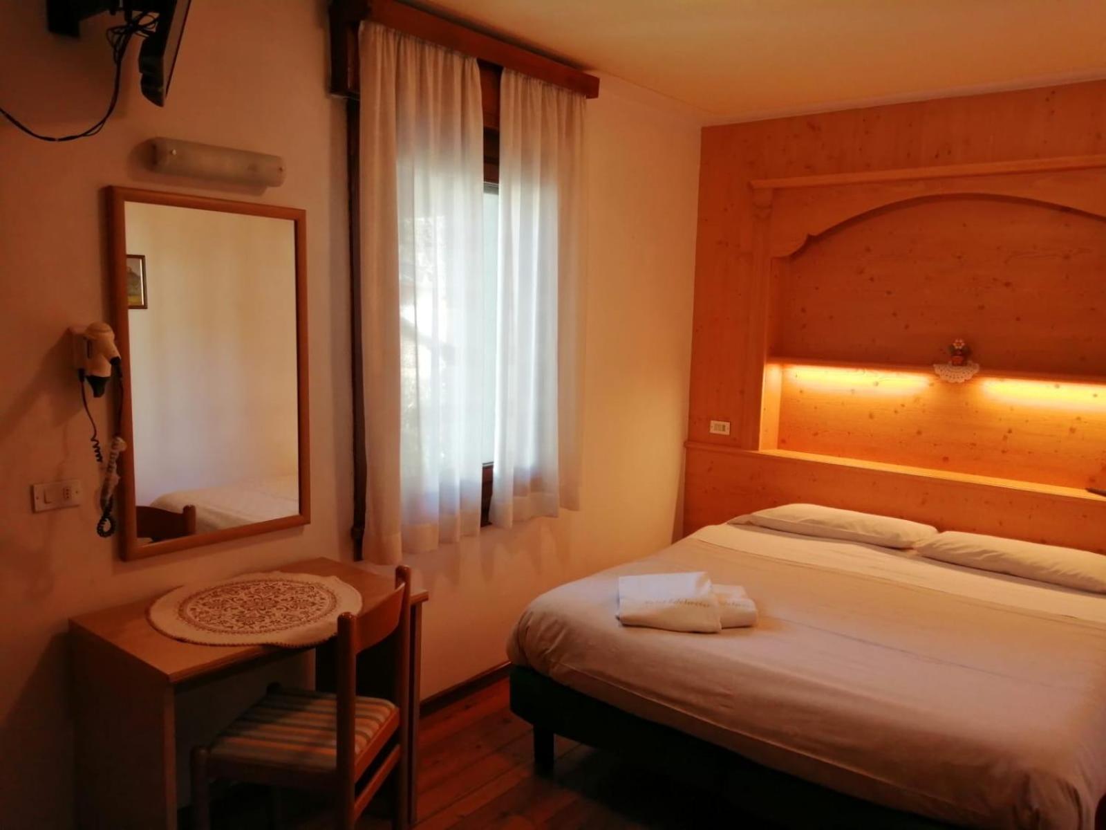 Economy Double Room - Photo 3