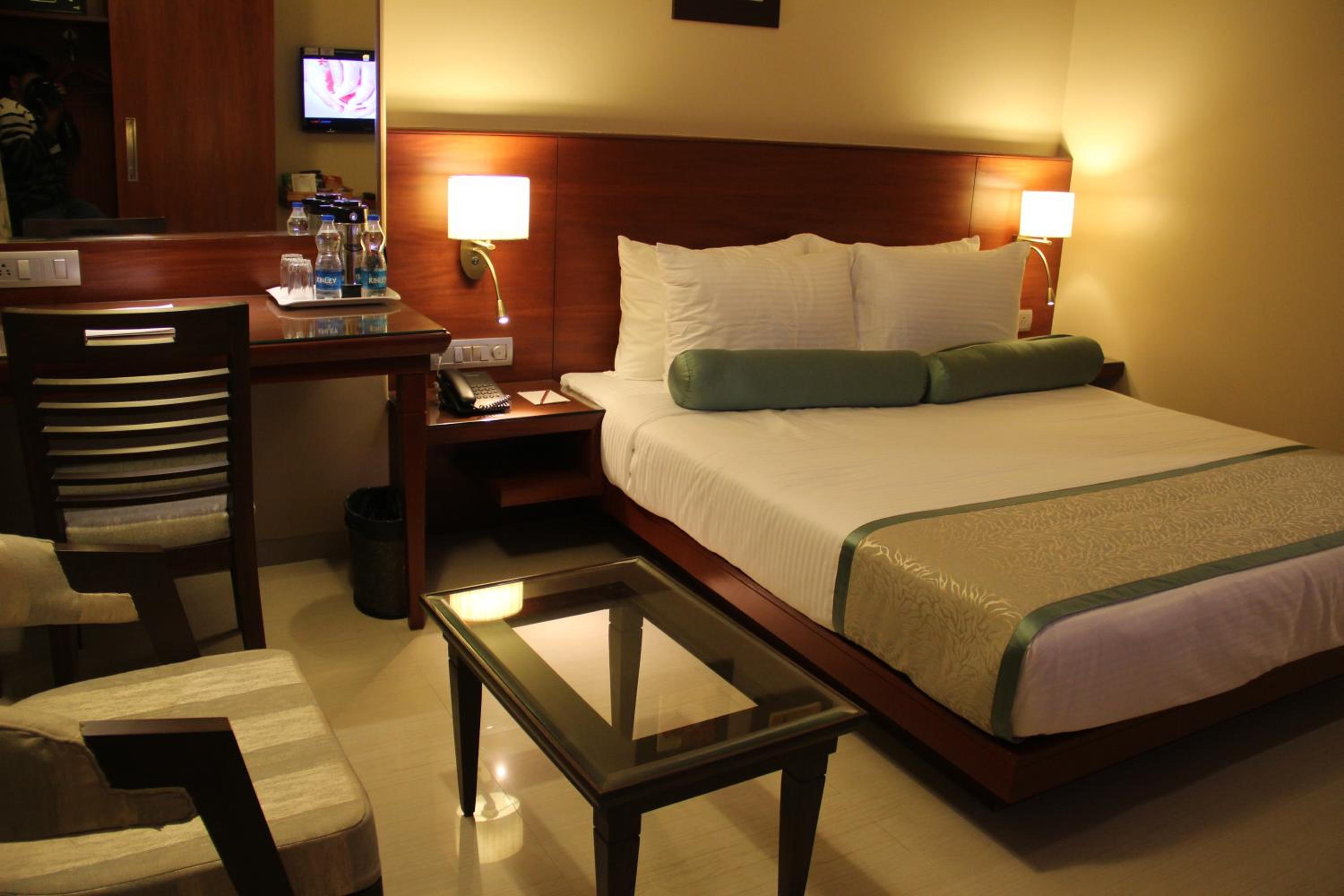 Executive Double or Twin Room - Photo 3