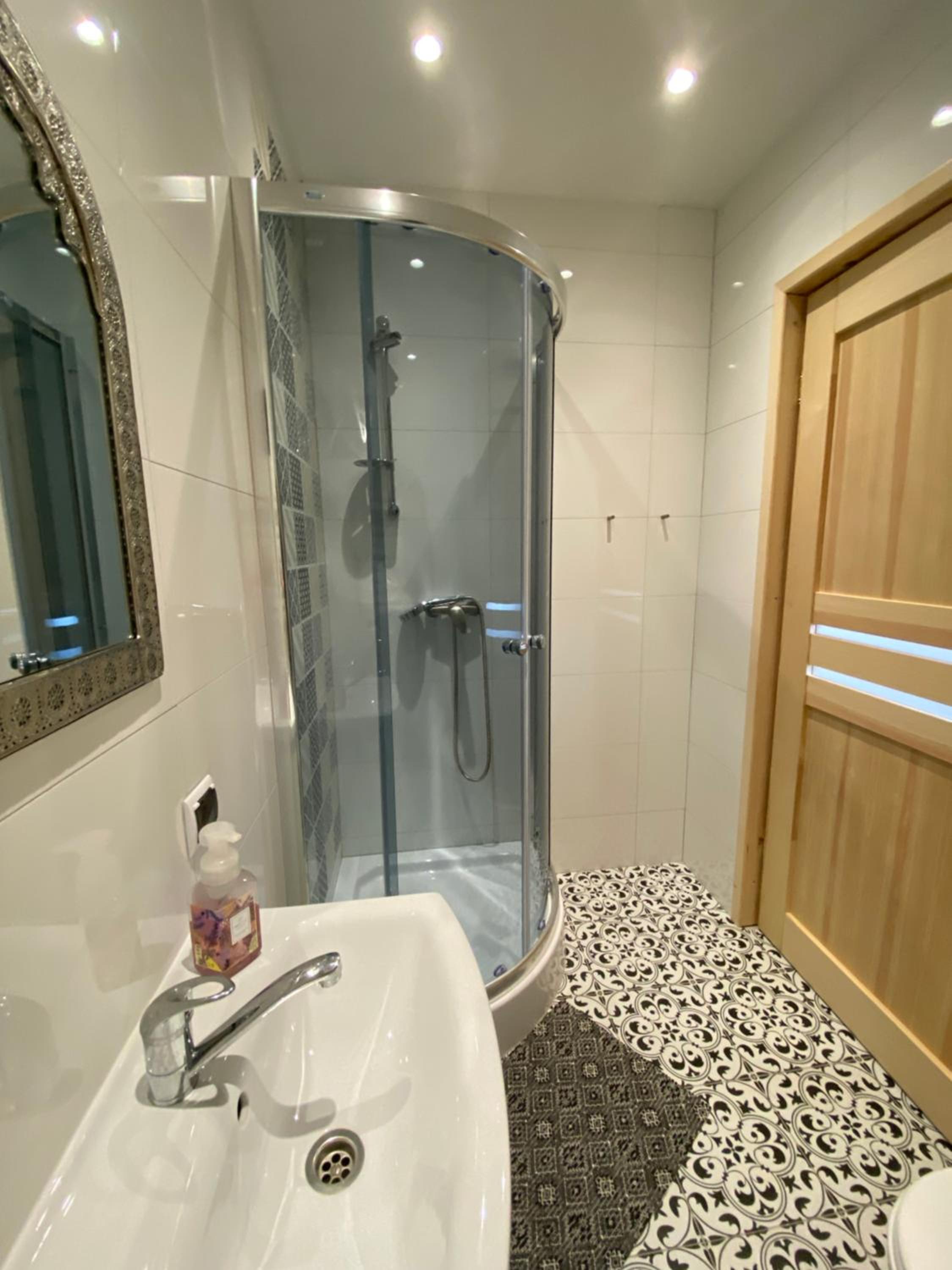 Double Room with Private Bathroom photo 2