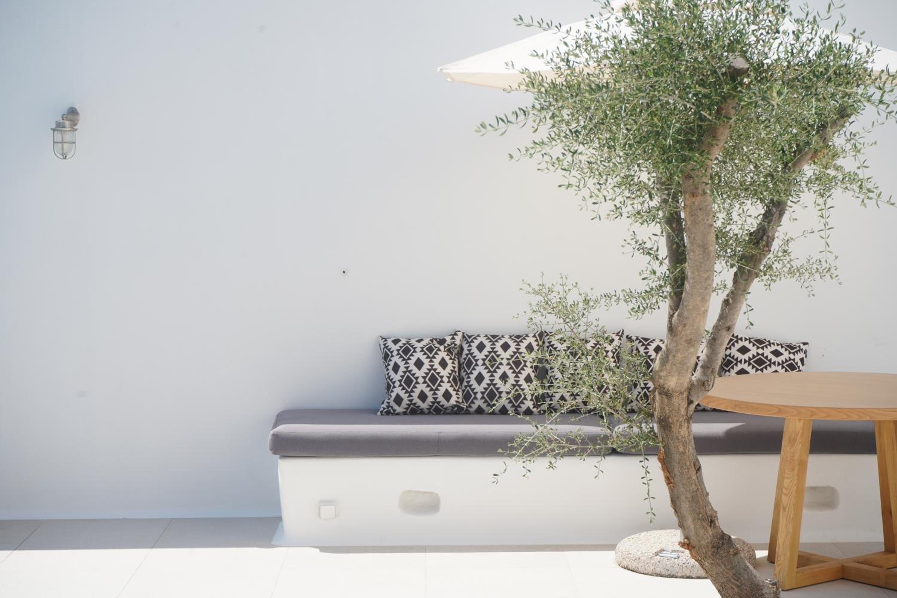 Suite with Private Pool - Photo 6