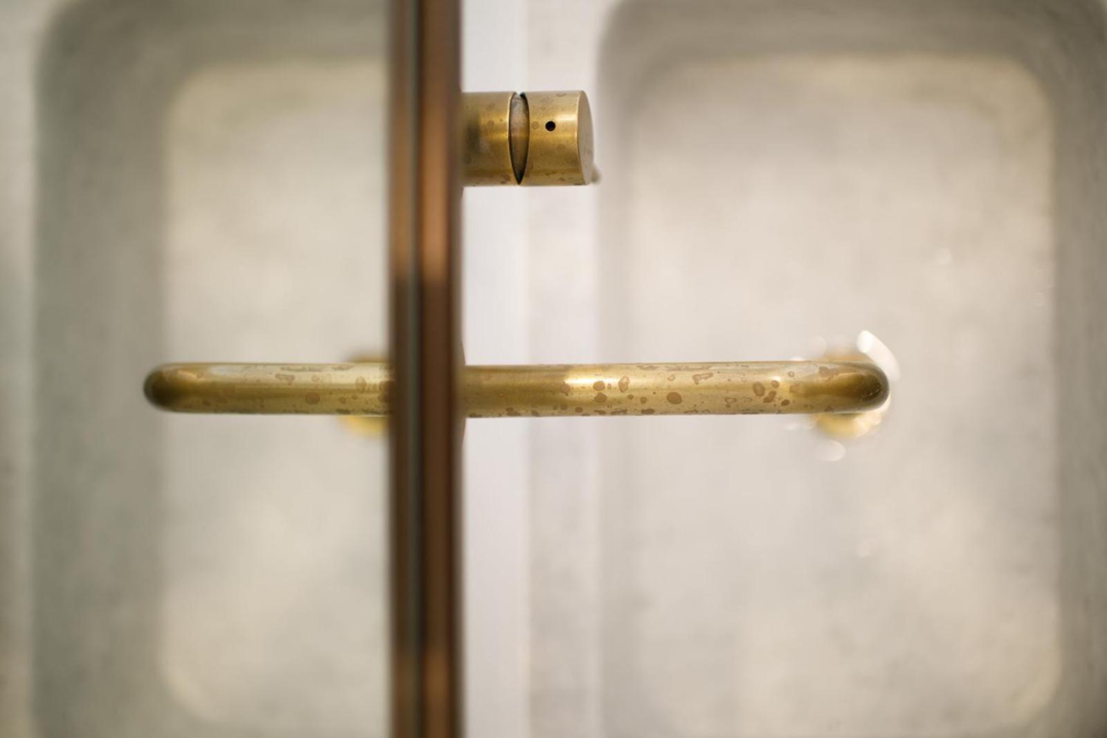 Suite with Private Pool - Photo 30
