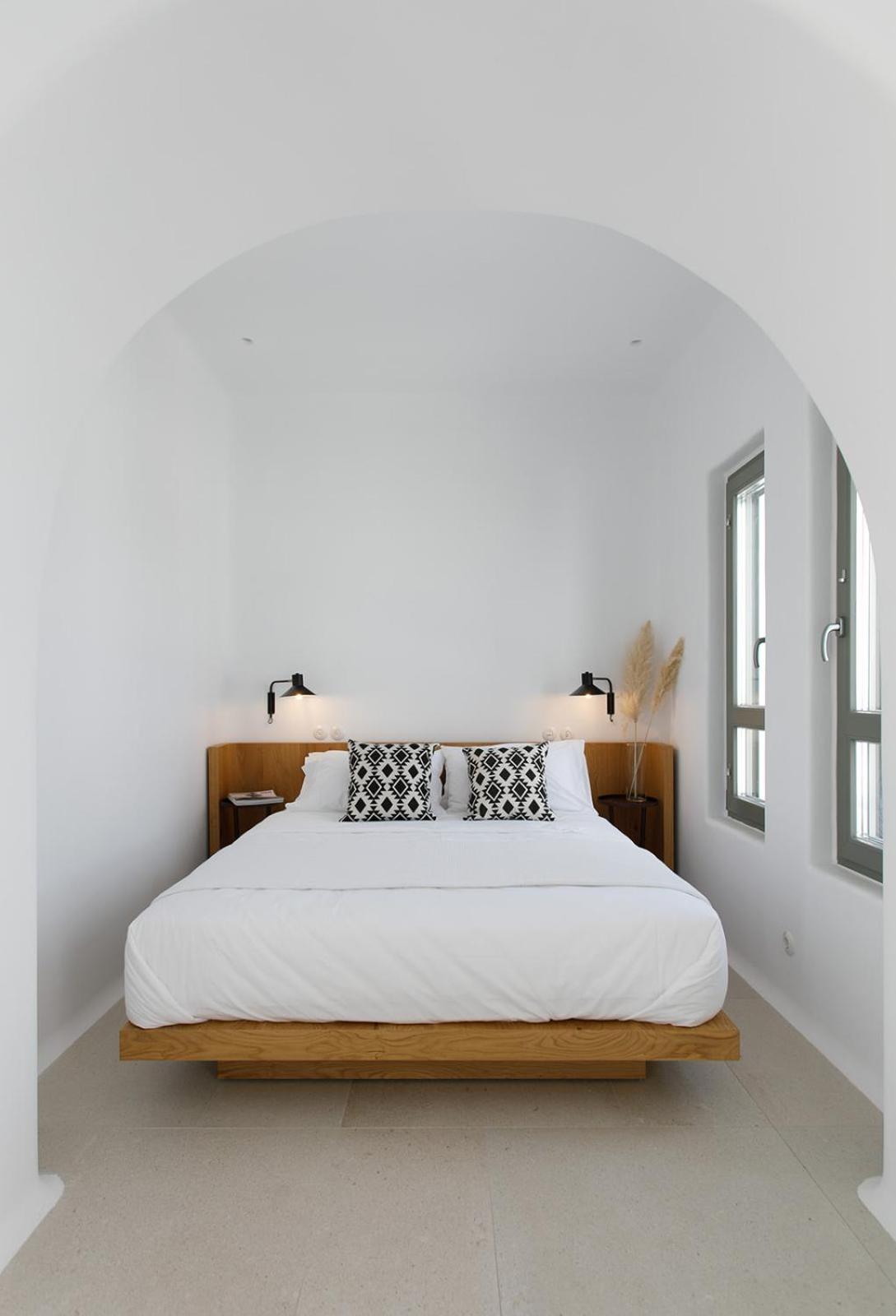 Suite with Private Pool - Photo 29
