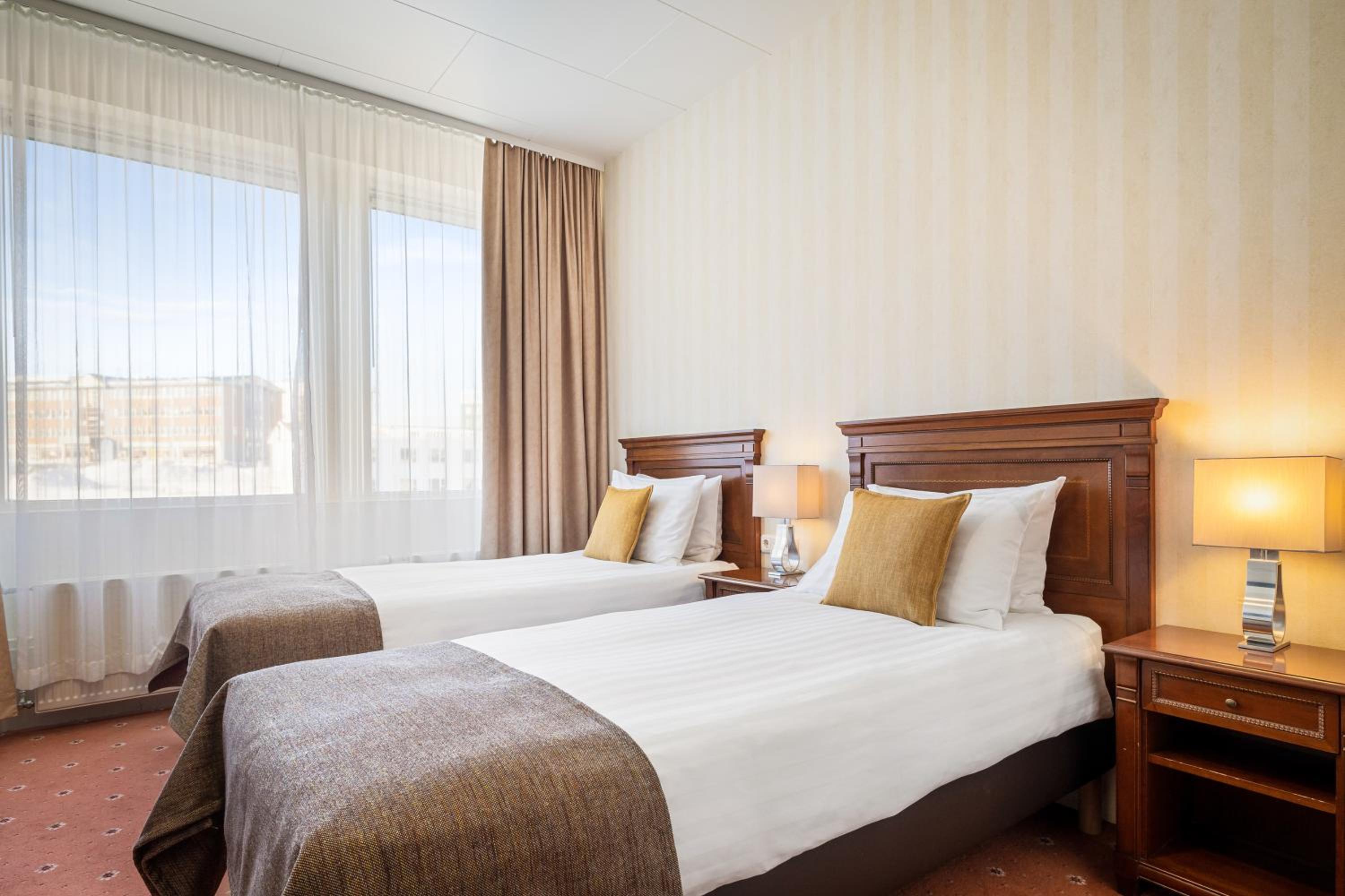 Standard Twin Room photo 2