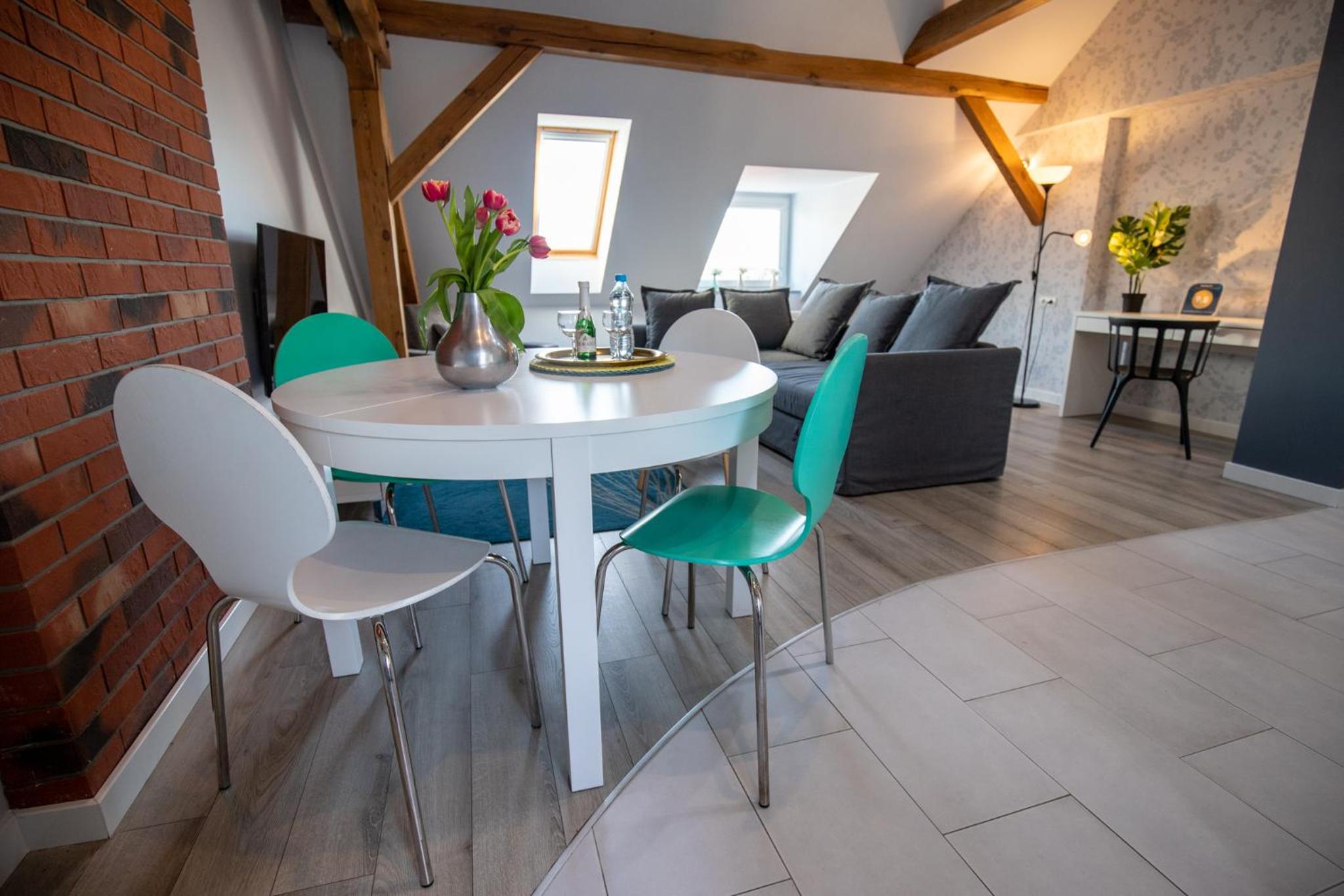 Penthouse Apartment - Photo 3