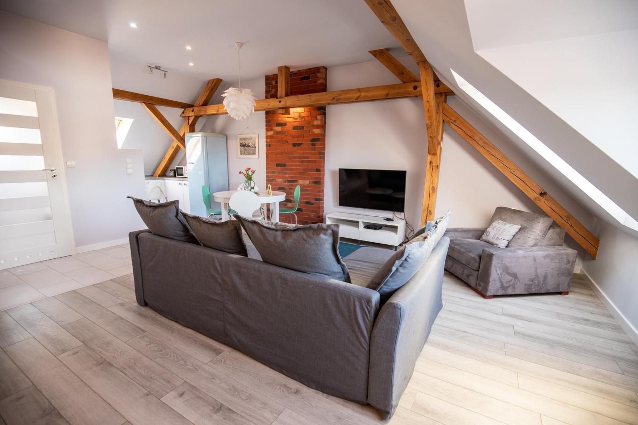 Penthouse Apartment - Photo 2