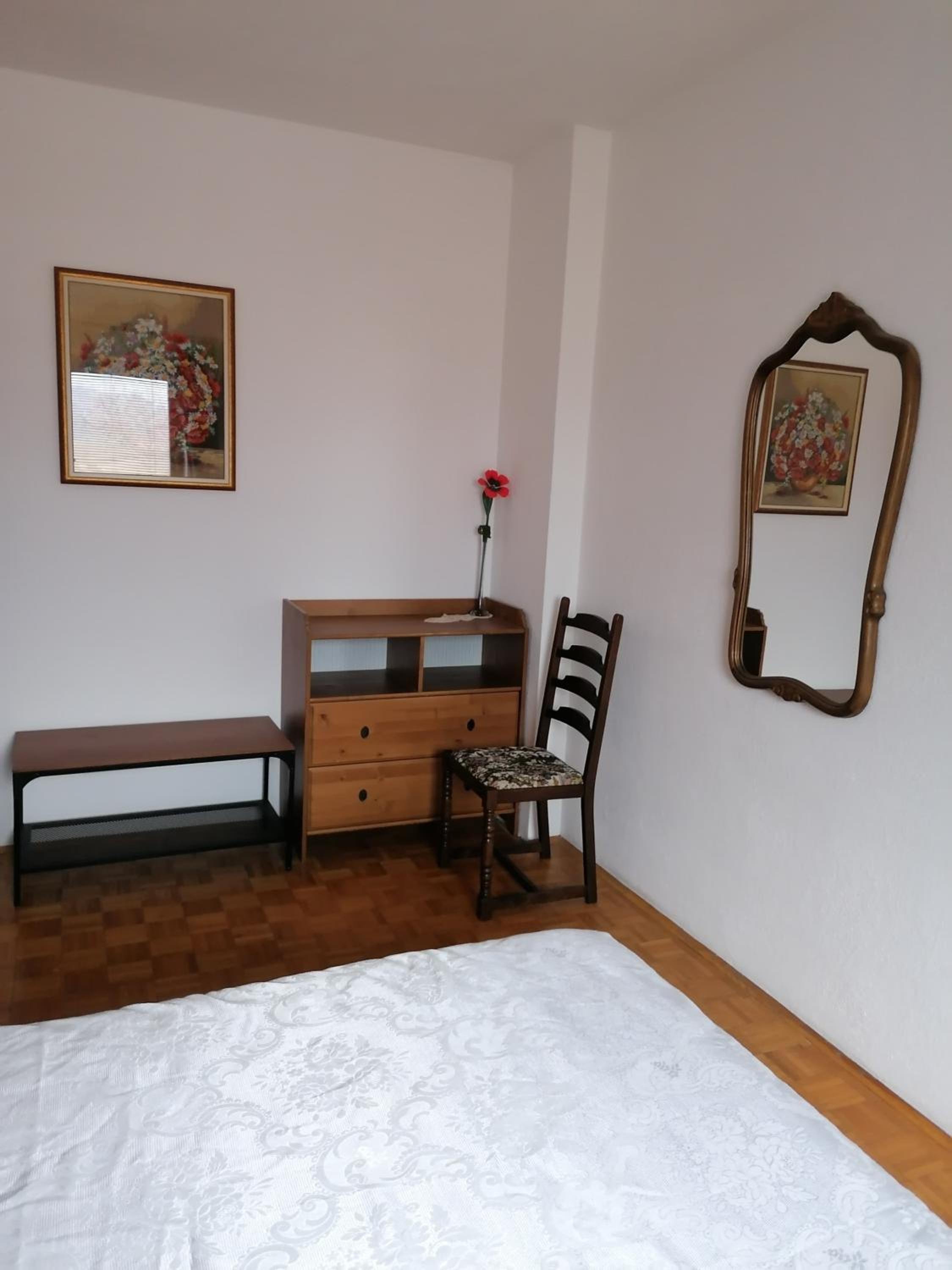 Apartment - Photo 19