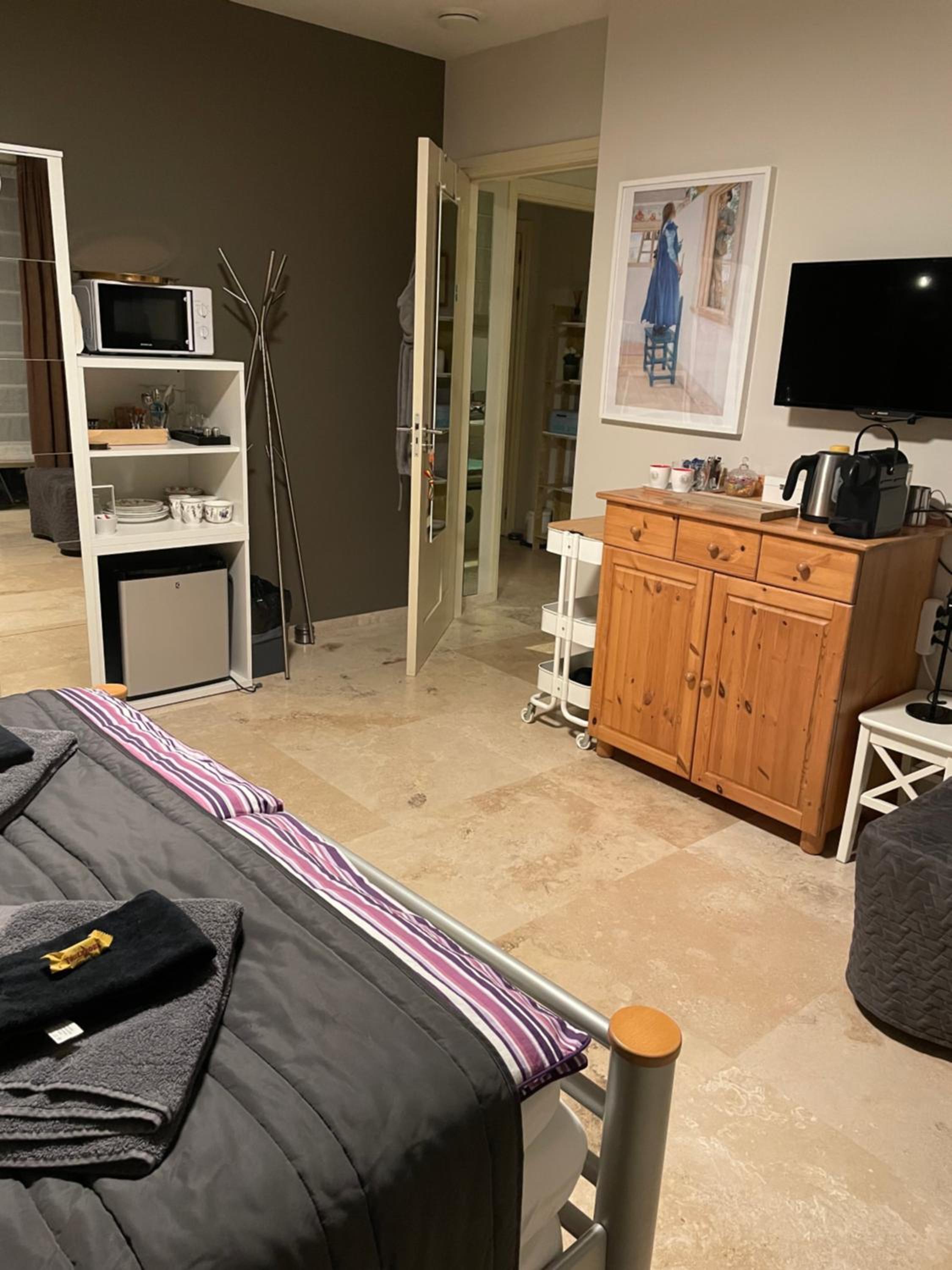 Deluxe Room (2 Adults + 1 Child) photo 2