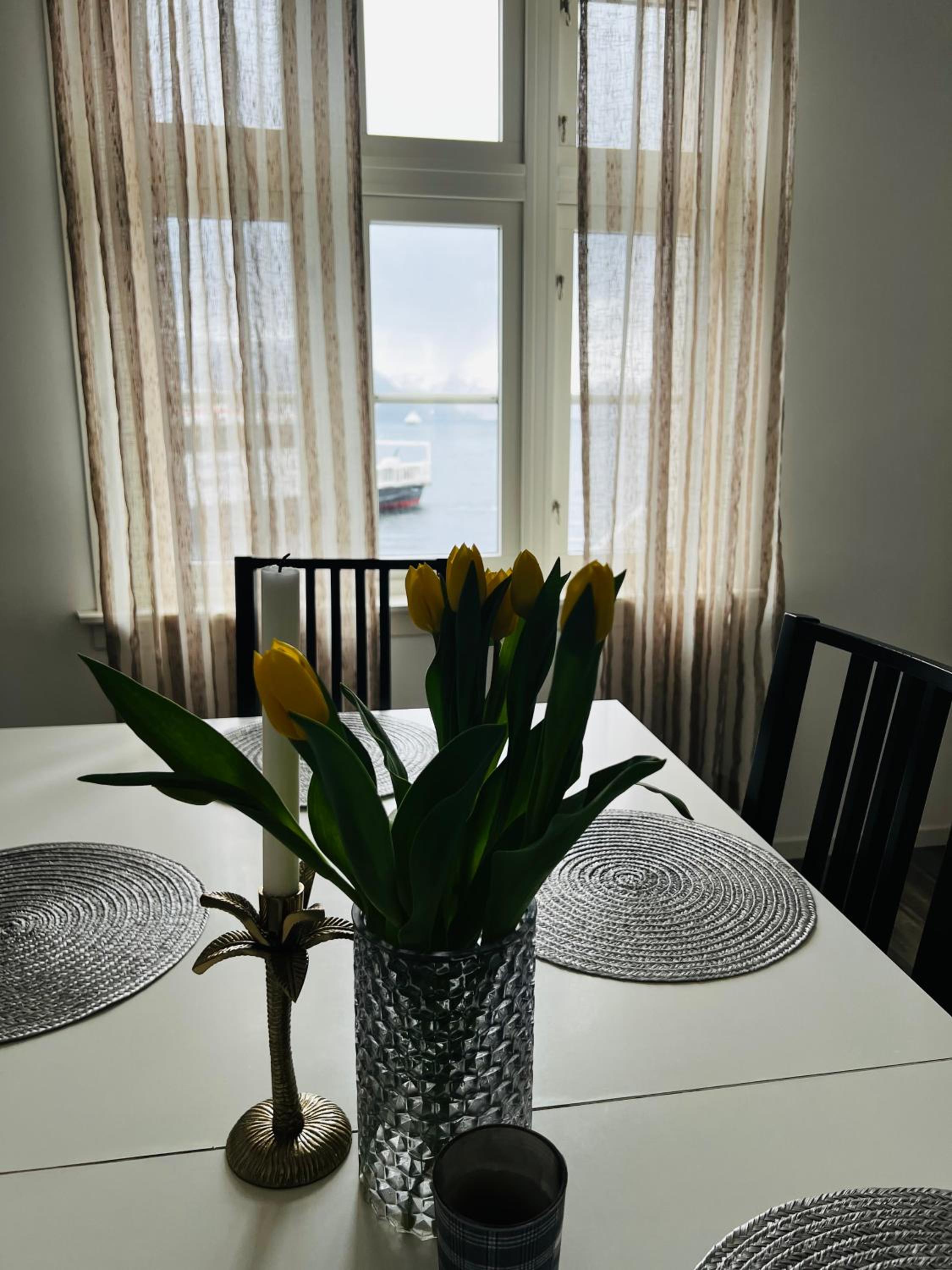 Four-Bedroom House - Photo 11