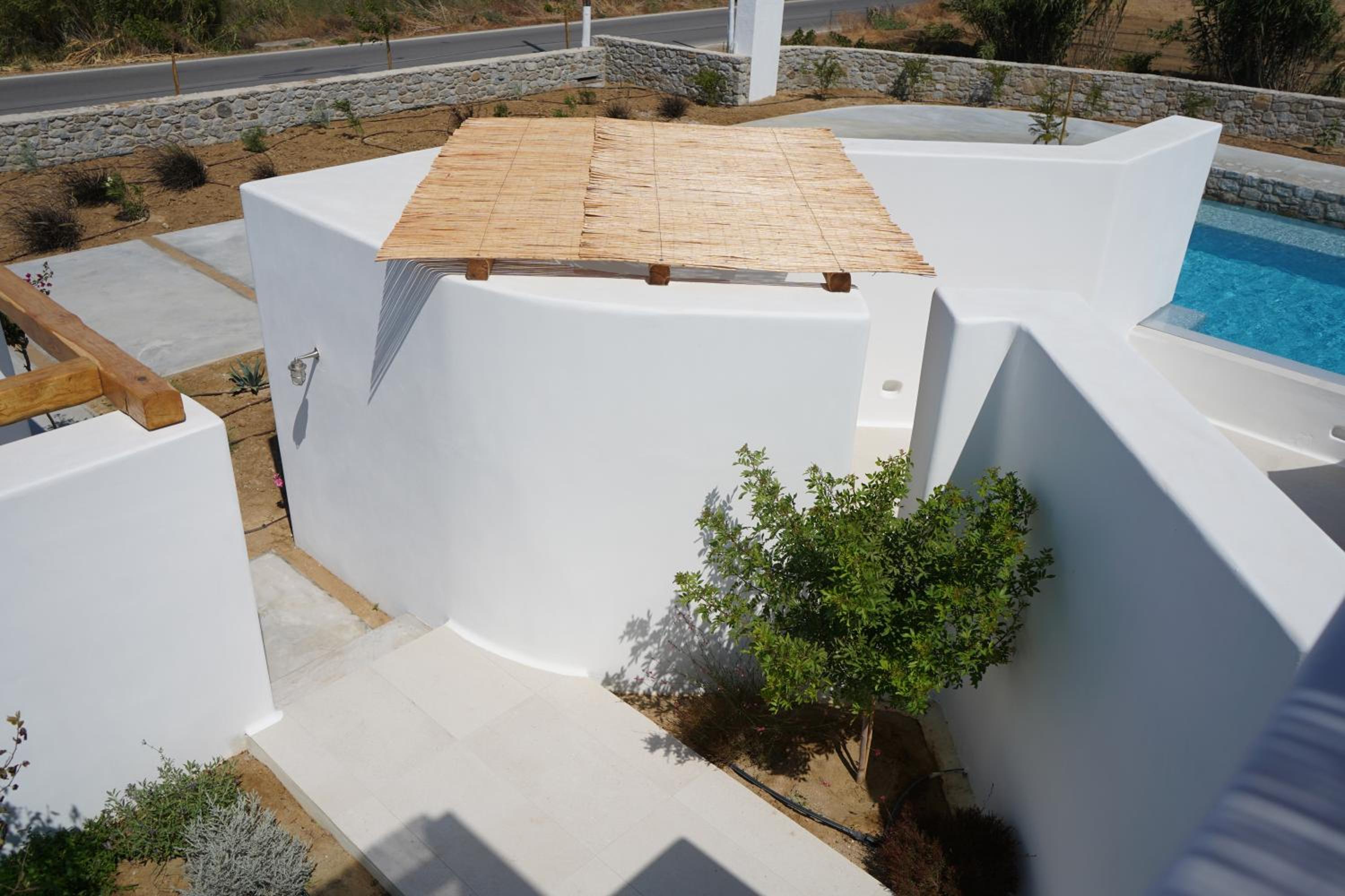 Villa with Private Pool - Photo 13