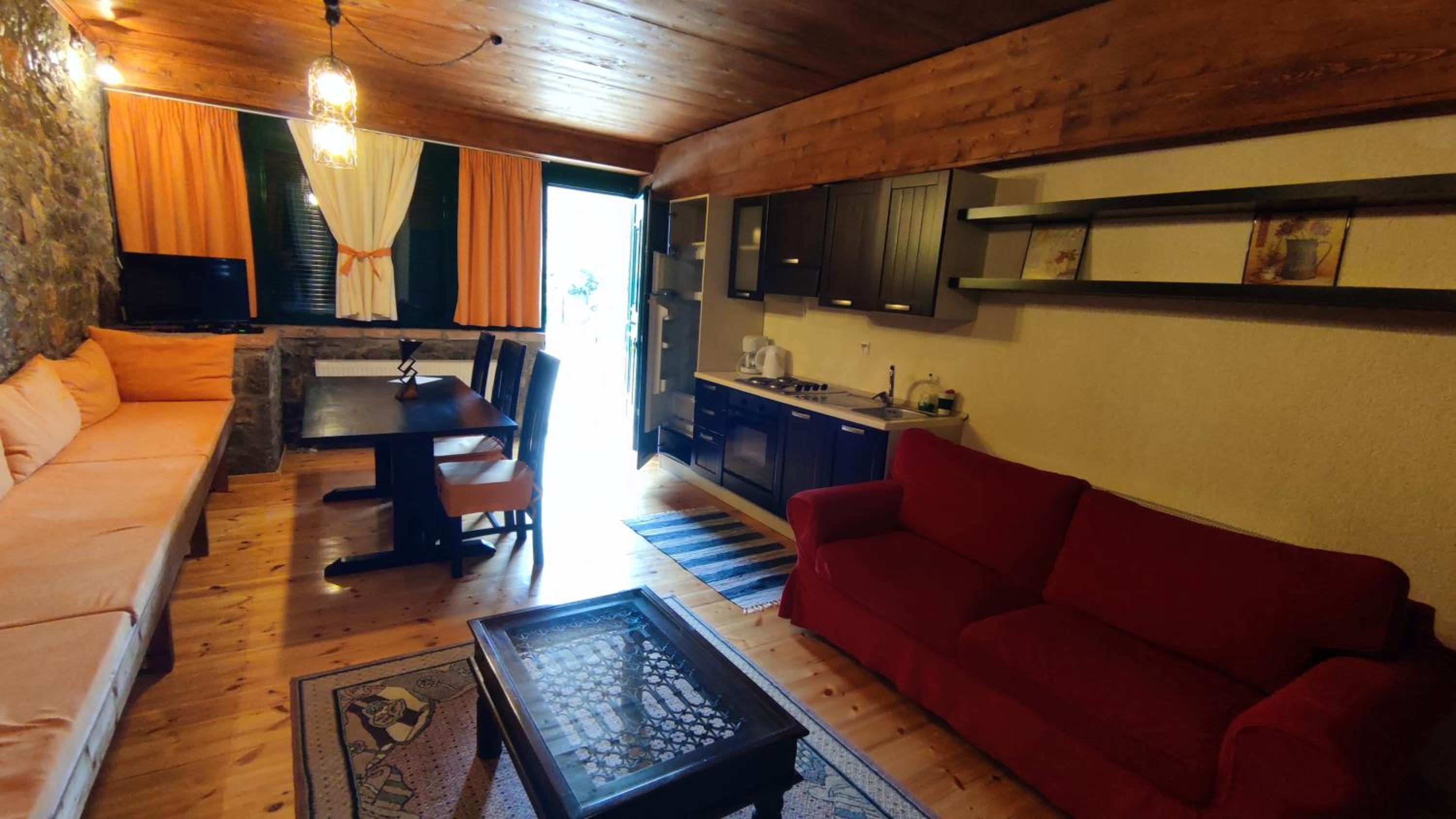 Family Room photo 1