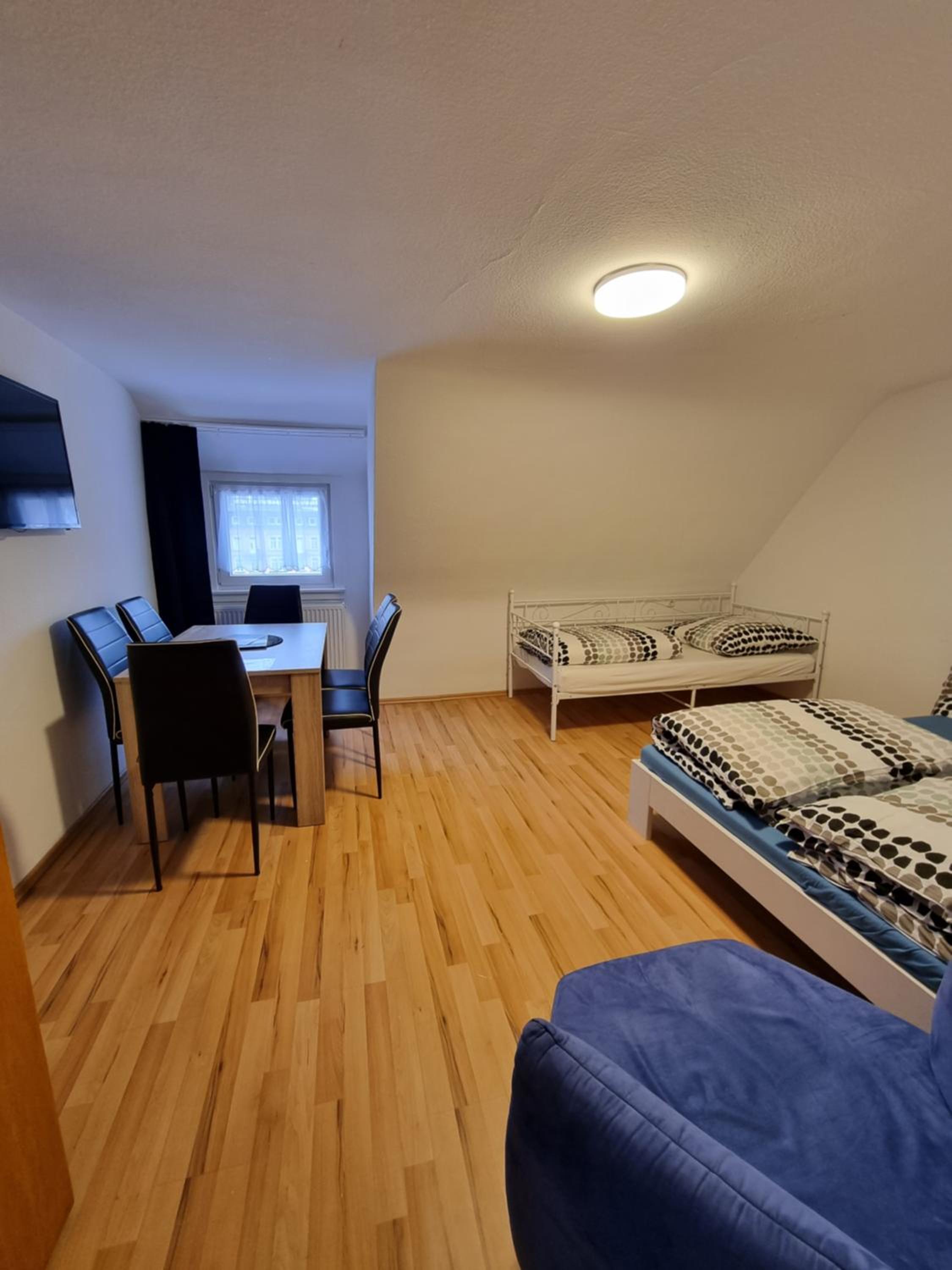 Two-Bedroom Apartment - Photo 9