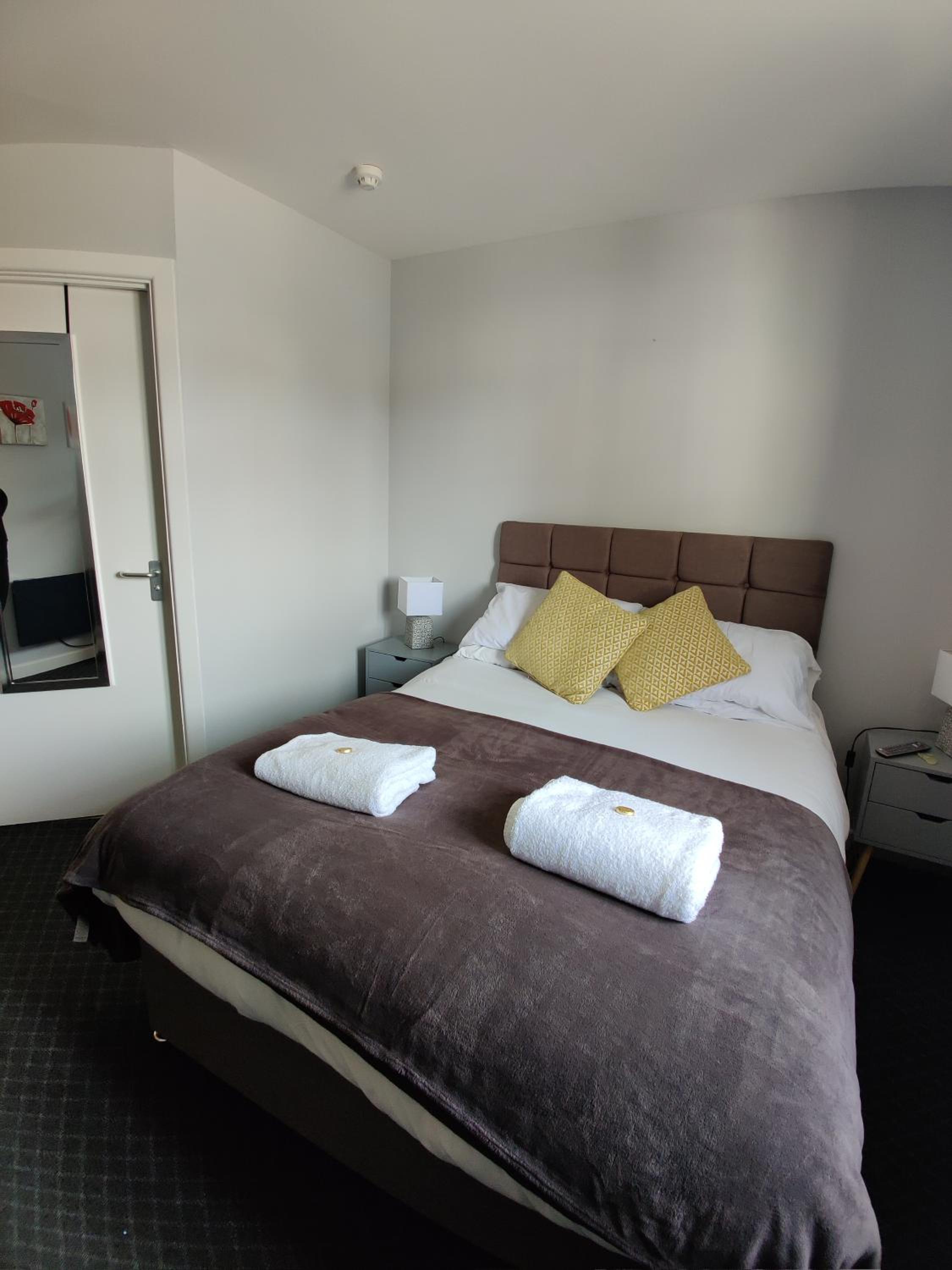 Double Room - Photo 7