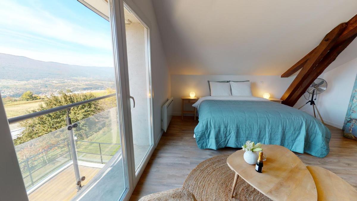 King Room with Mountain View photo 1