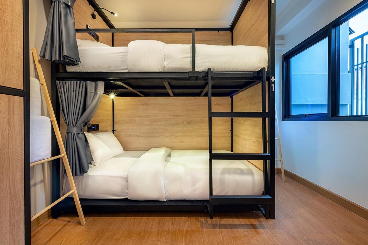 Bed in 4-Bed Mixed Dormitory Room photo 2