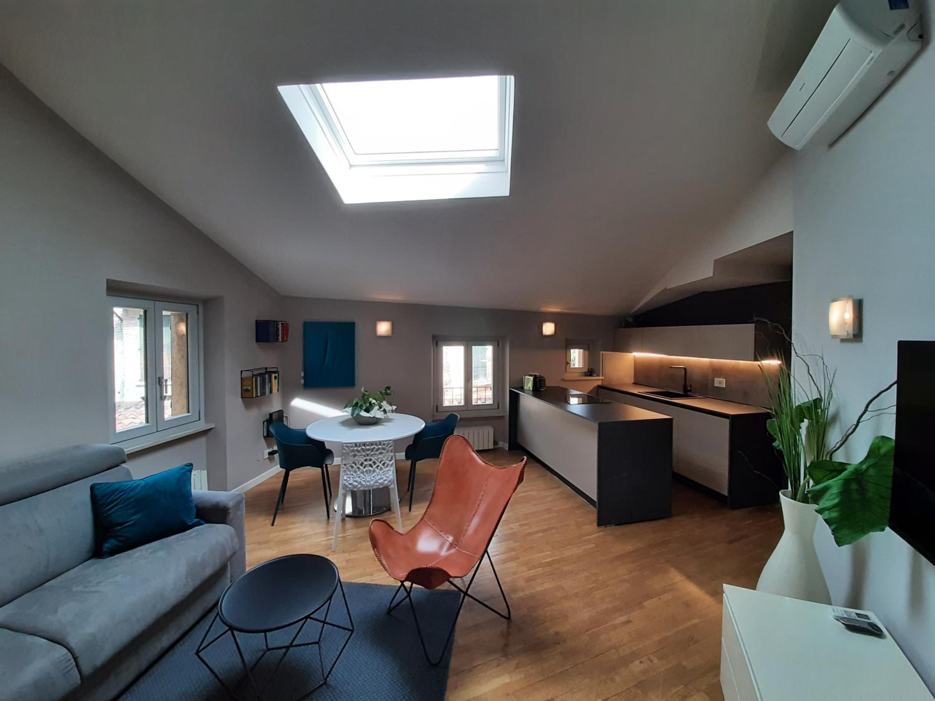 One-Bedroom Apartment - Photo 7
